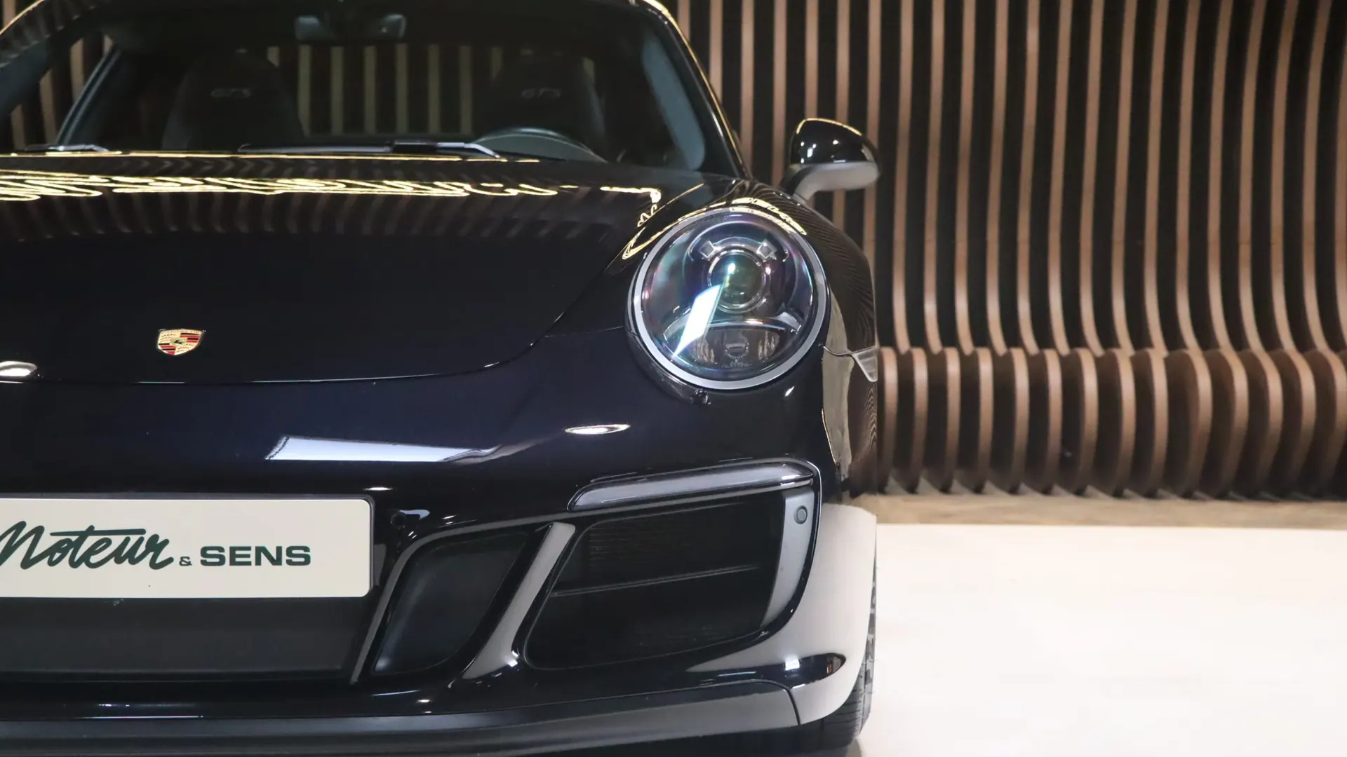 Porsche 911 — photo 40