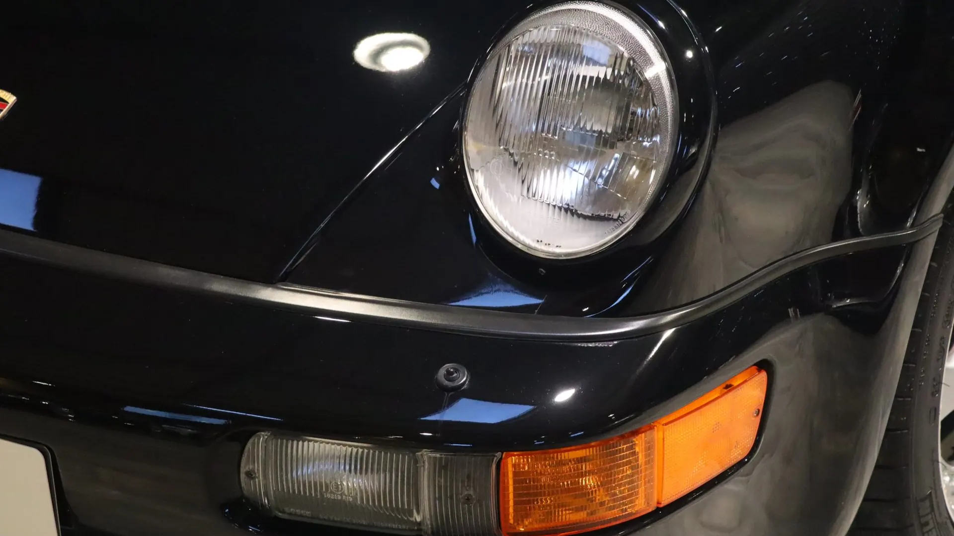 Porsche 911 — photo 31