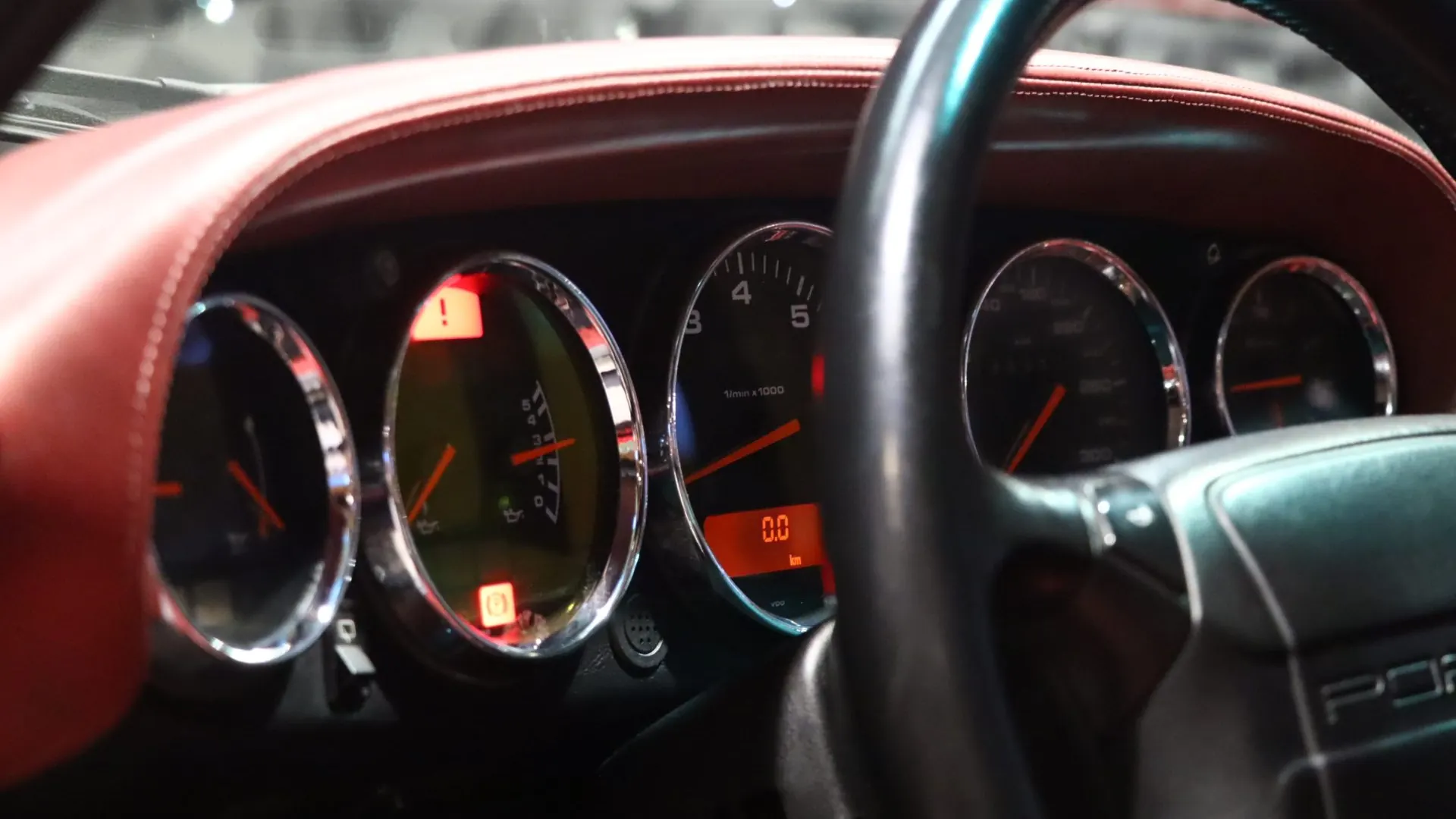 Porsche 911 — photo 17