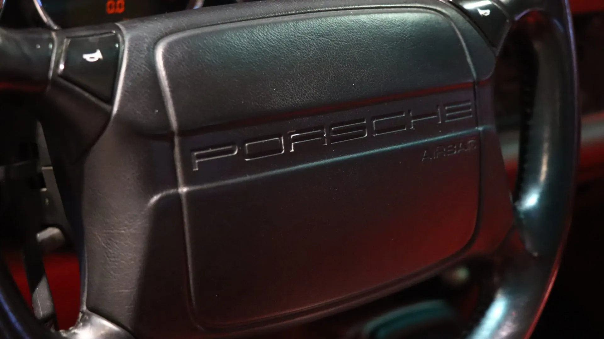 Porsche 911 — photo 16