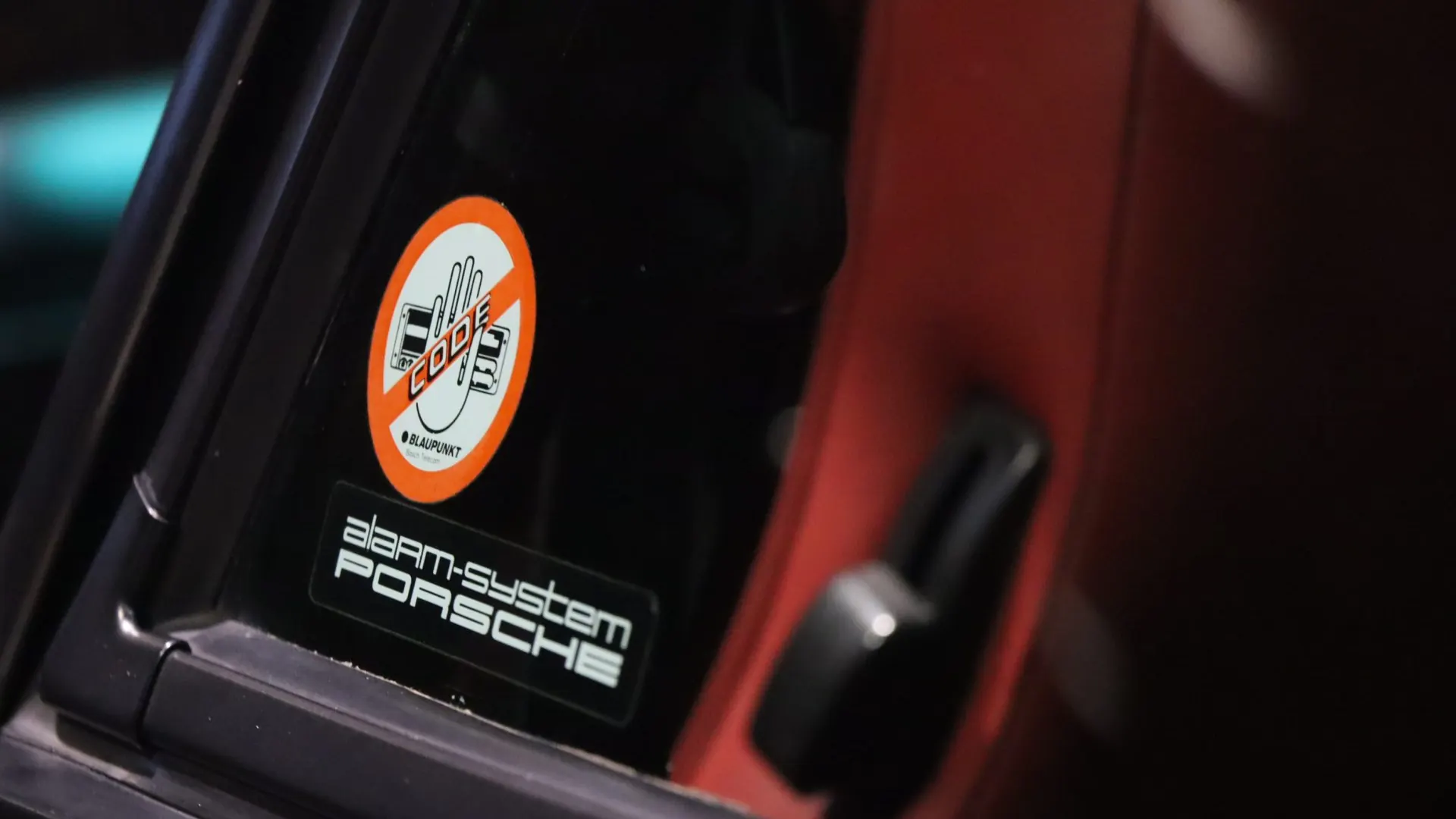 Porsche 911 — photo 41