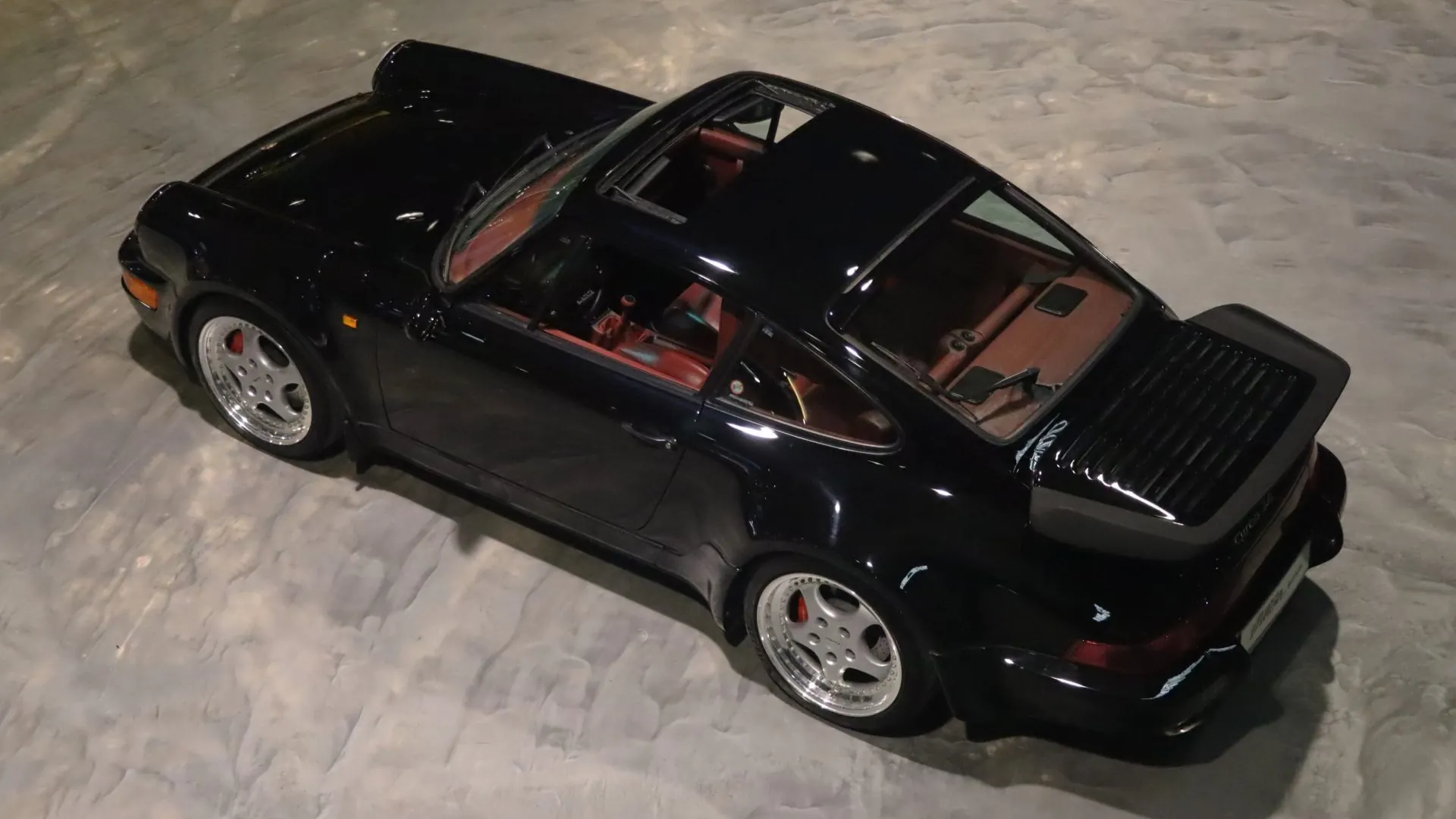 Porsche 911 — photo 49