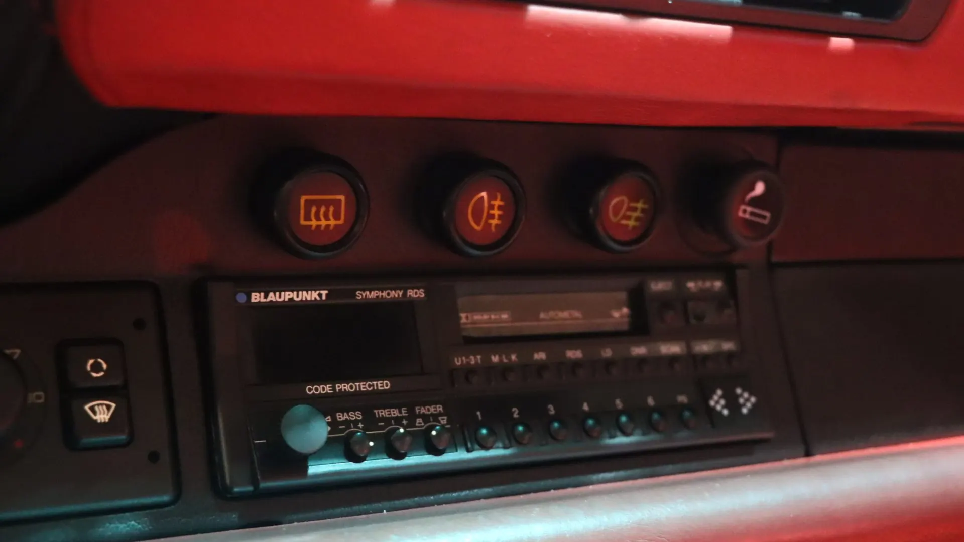 Porsche 911 — photo 22