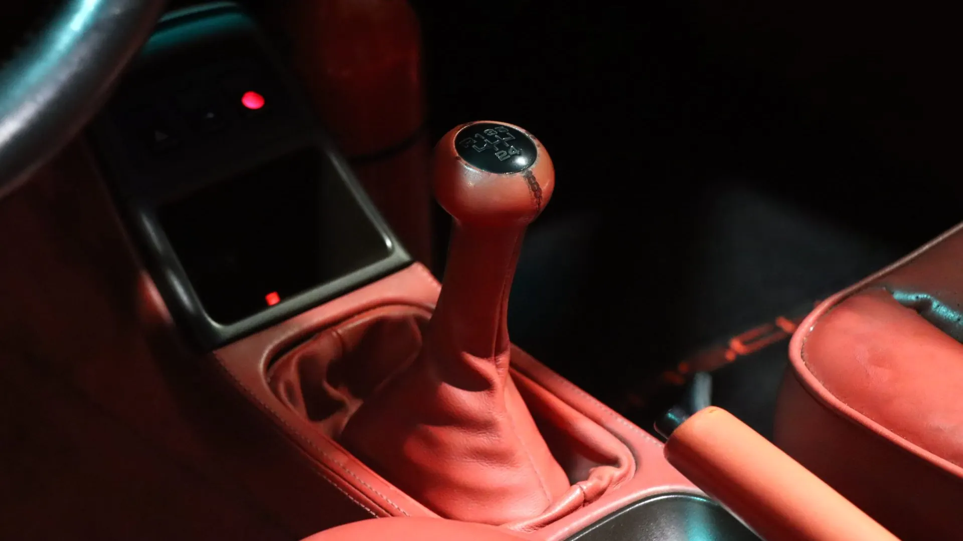 Porsche 911 — photo 24