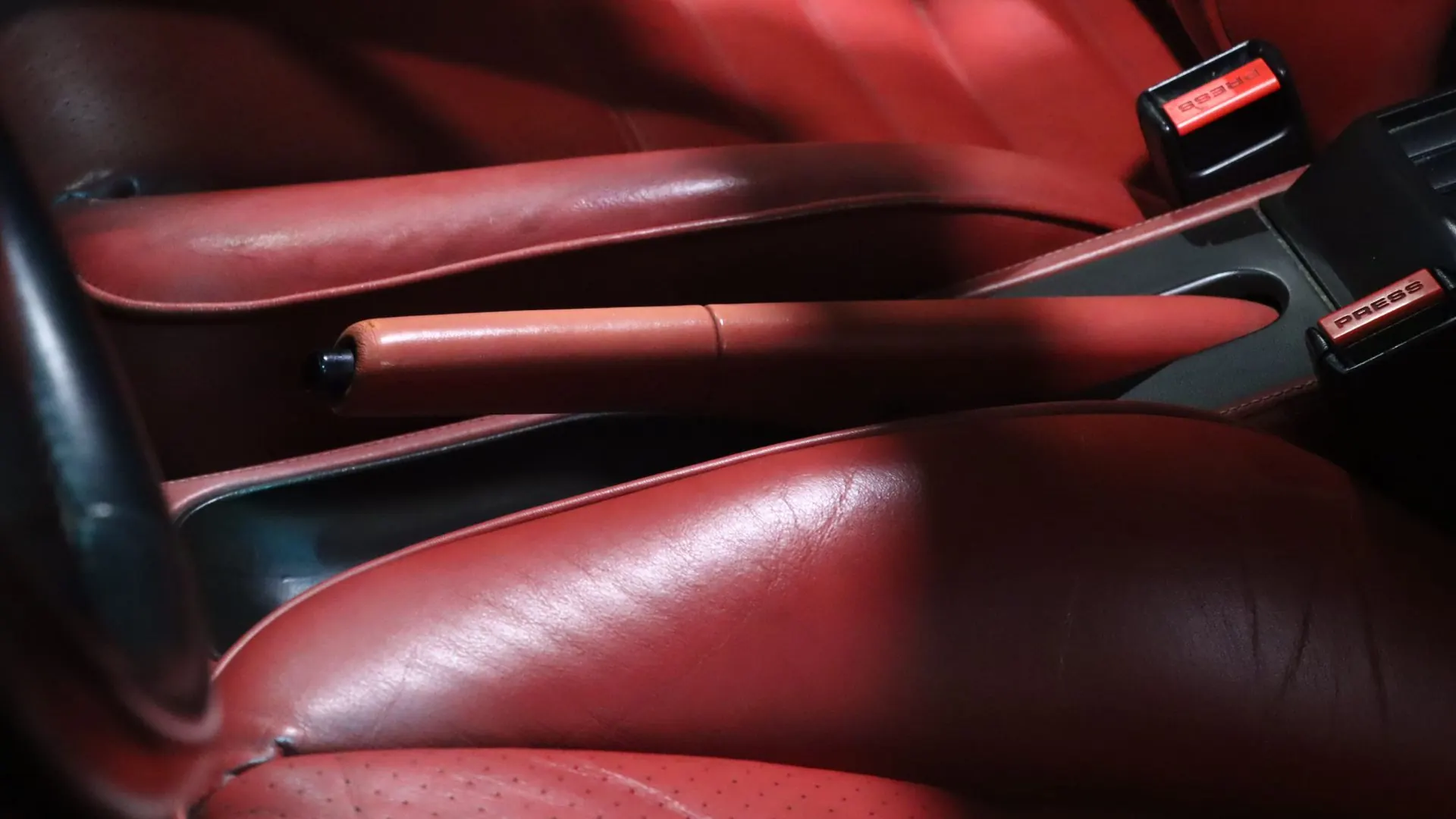 Porsche 911 — photo 25