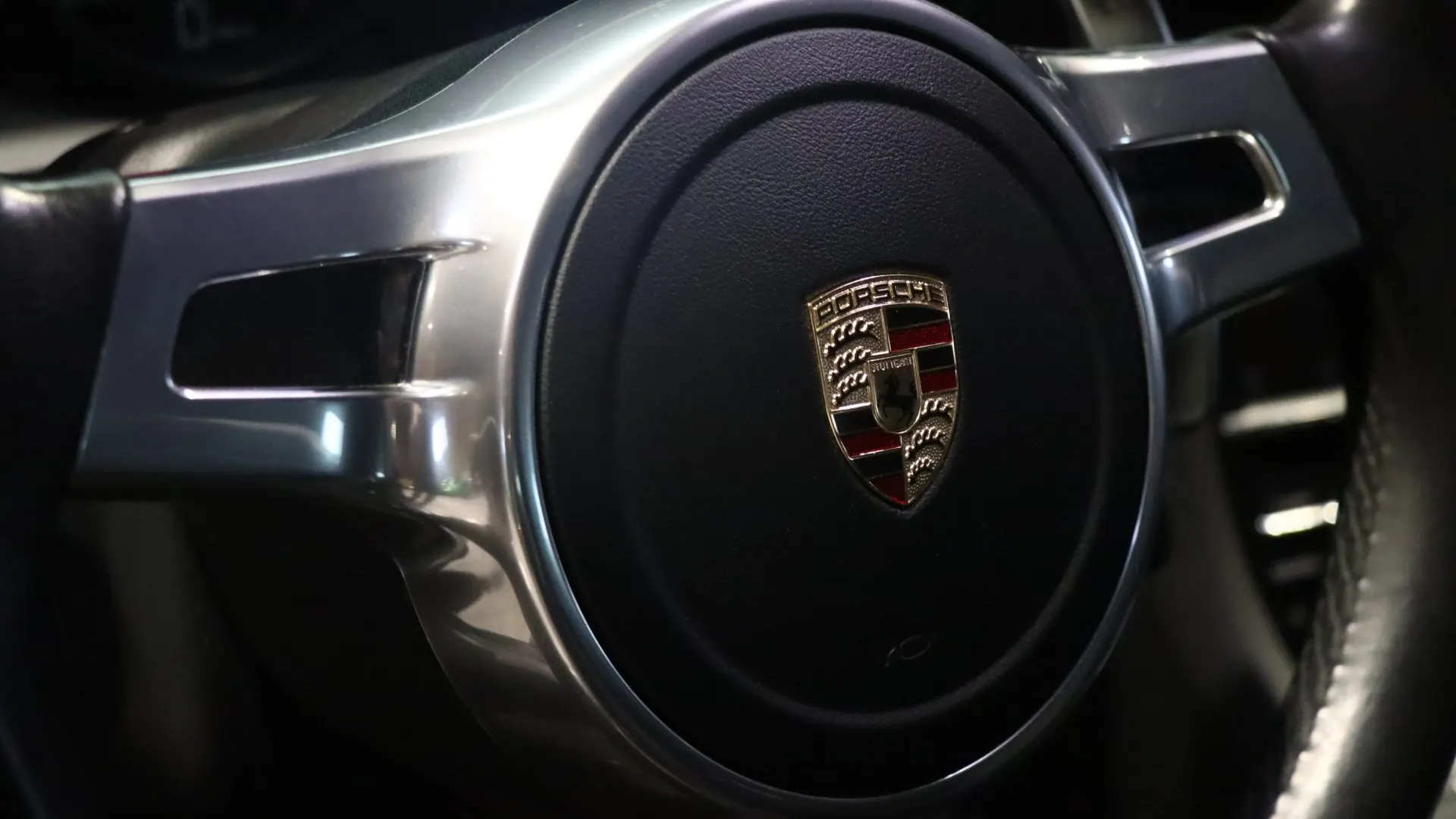 Porsche 911 — photo 19