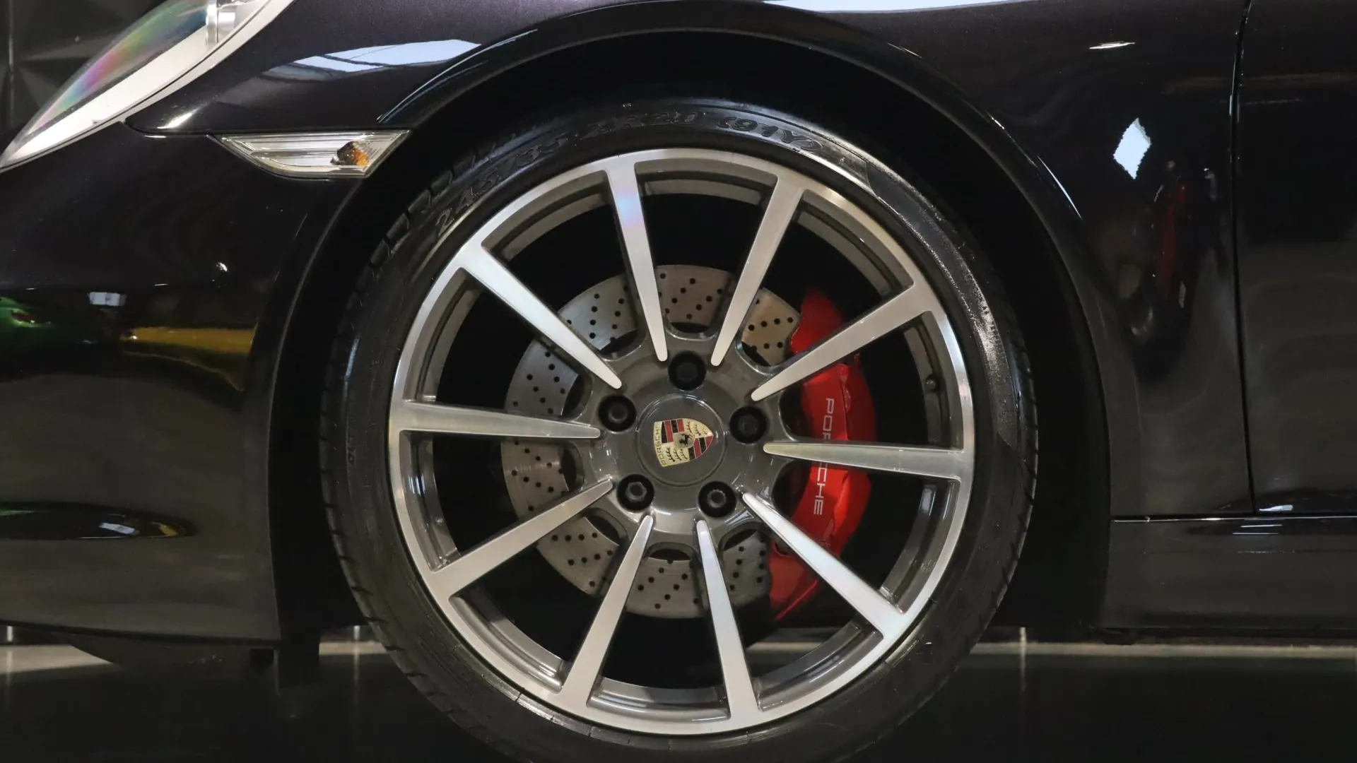 Porsche 911 — photo 40