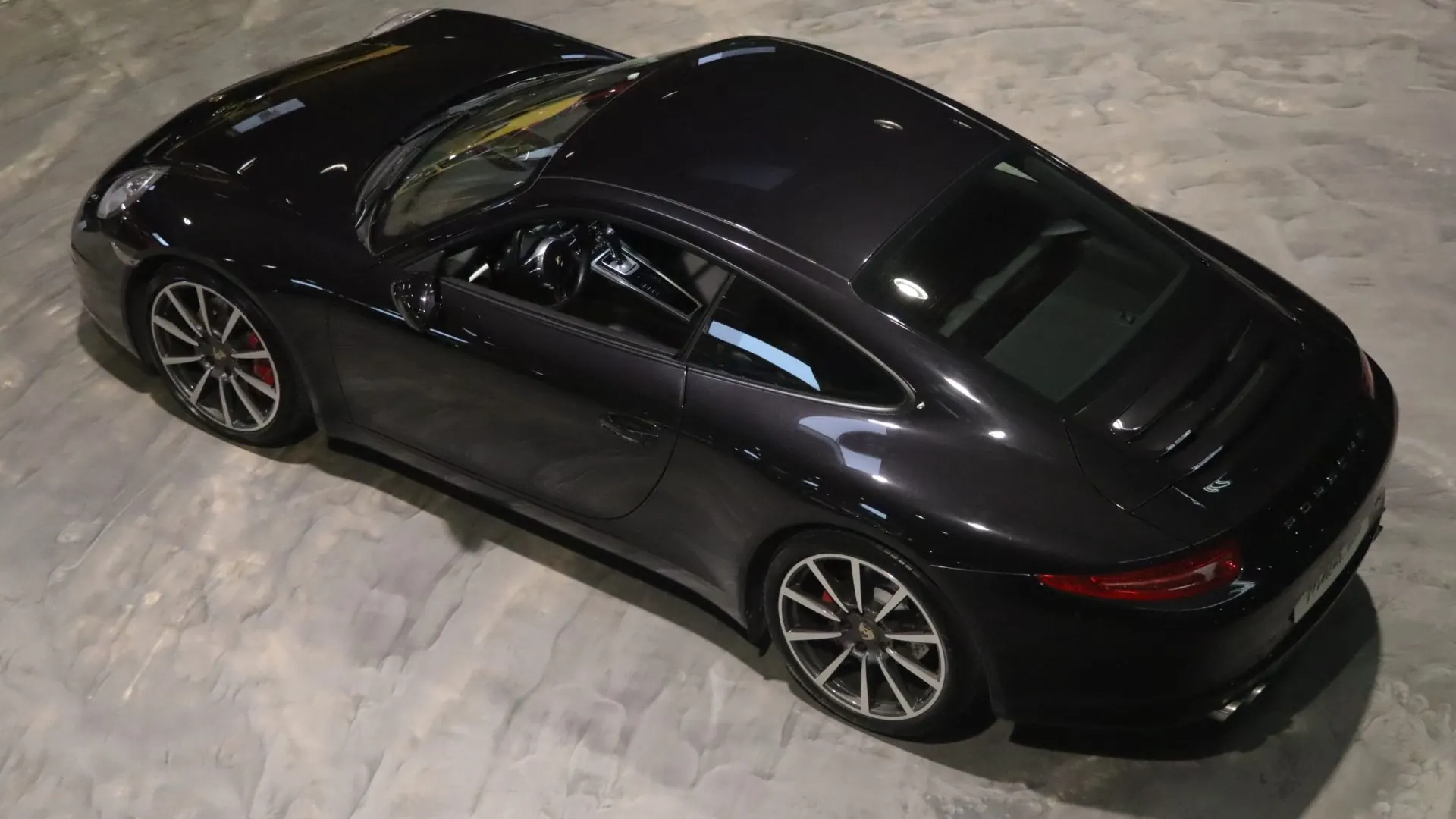 Porsche 911 — photo 46