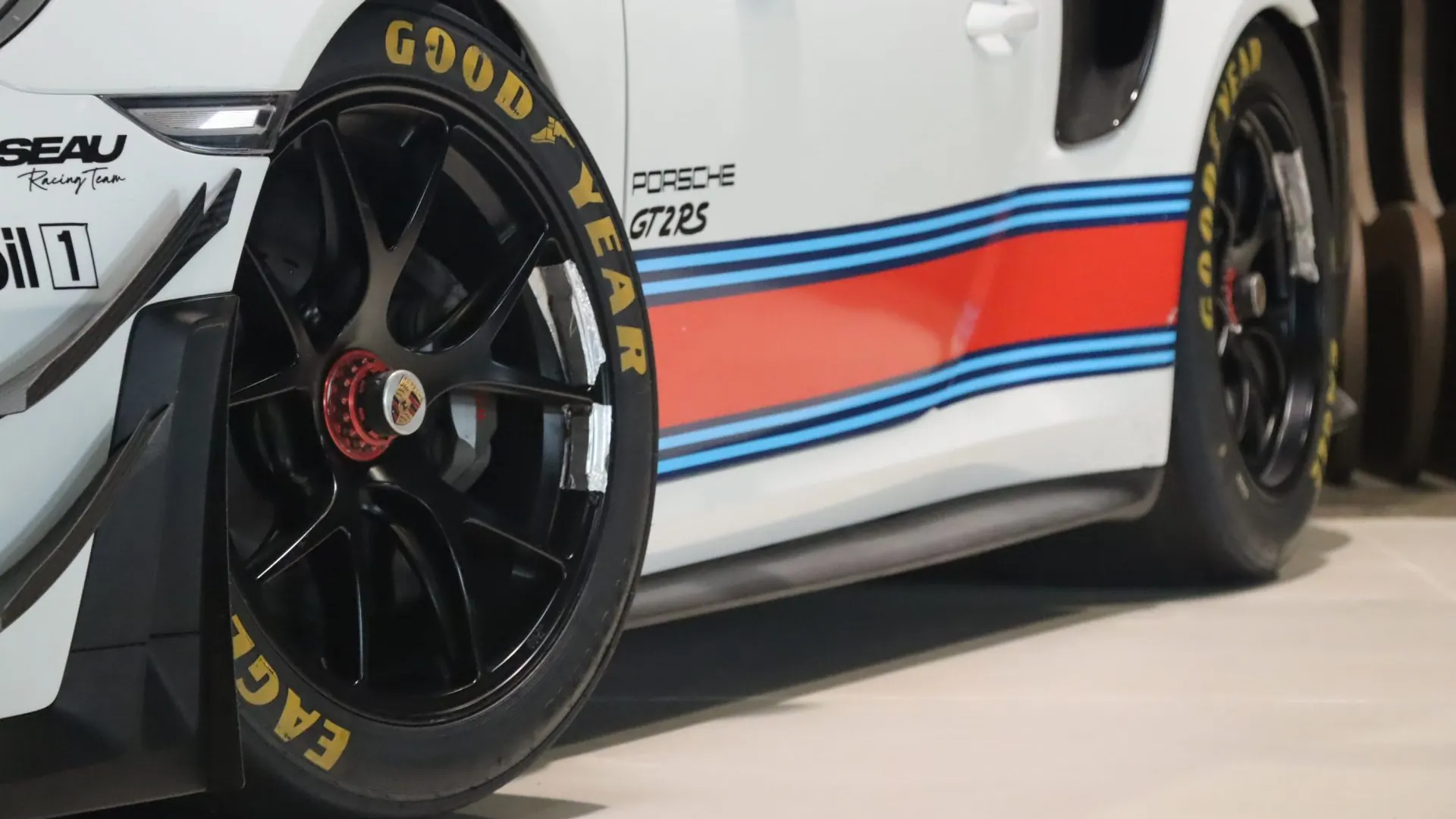 Porsche 911 — photo 45
