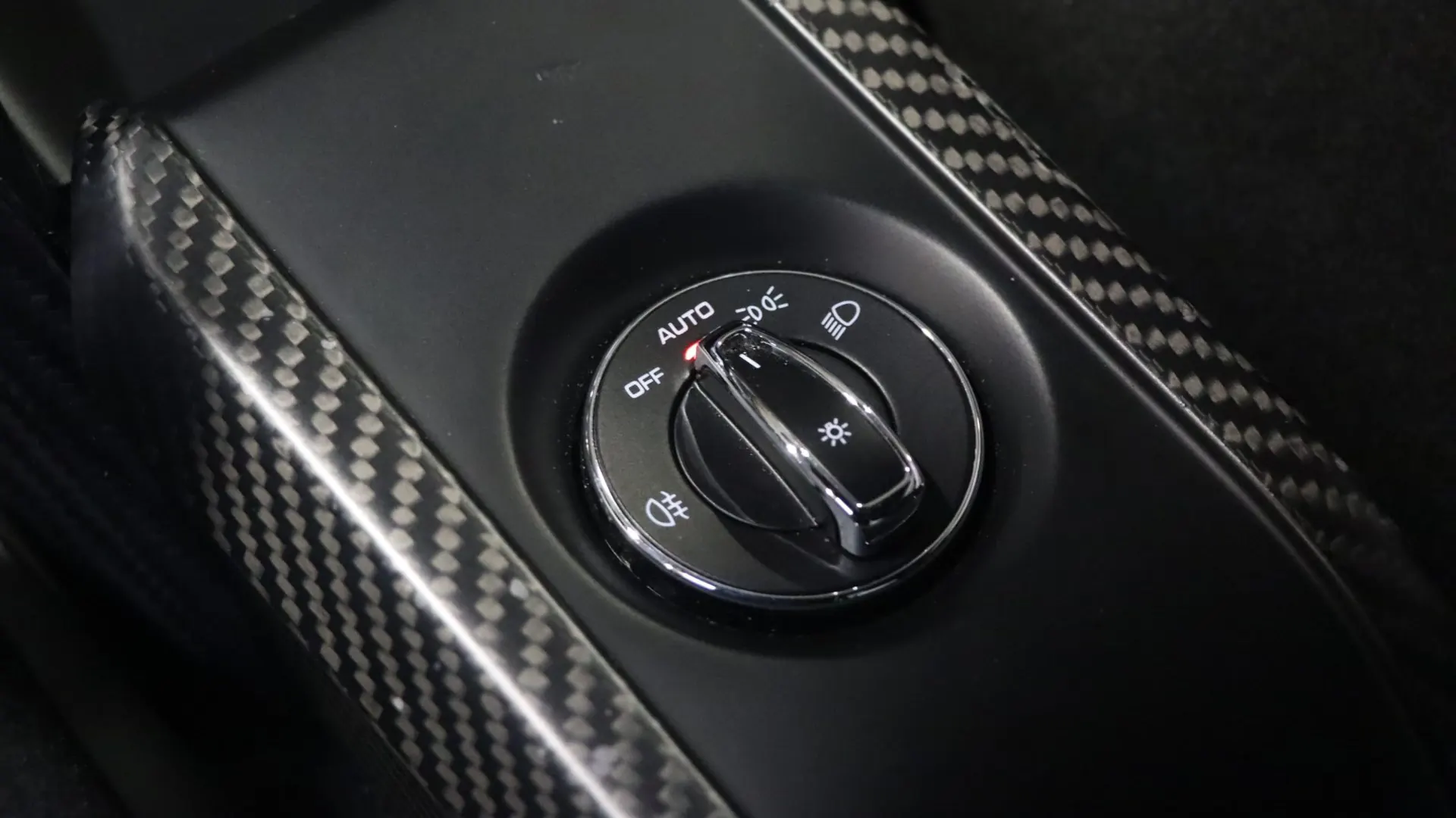 Porsche 911 — photo 26