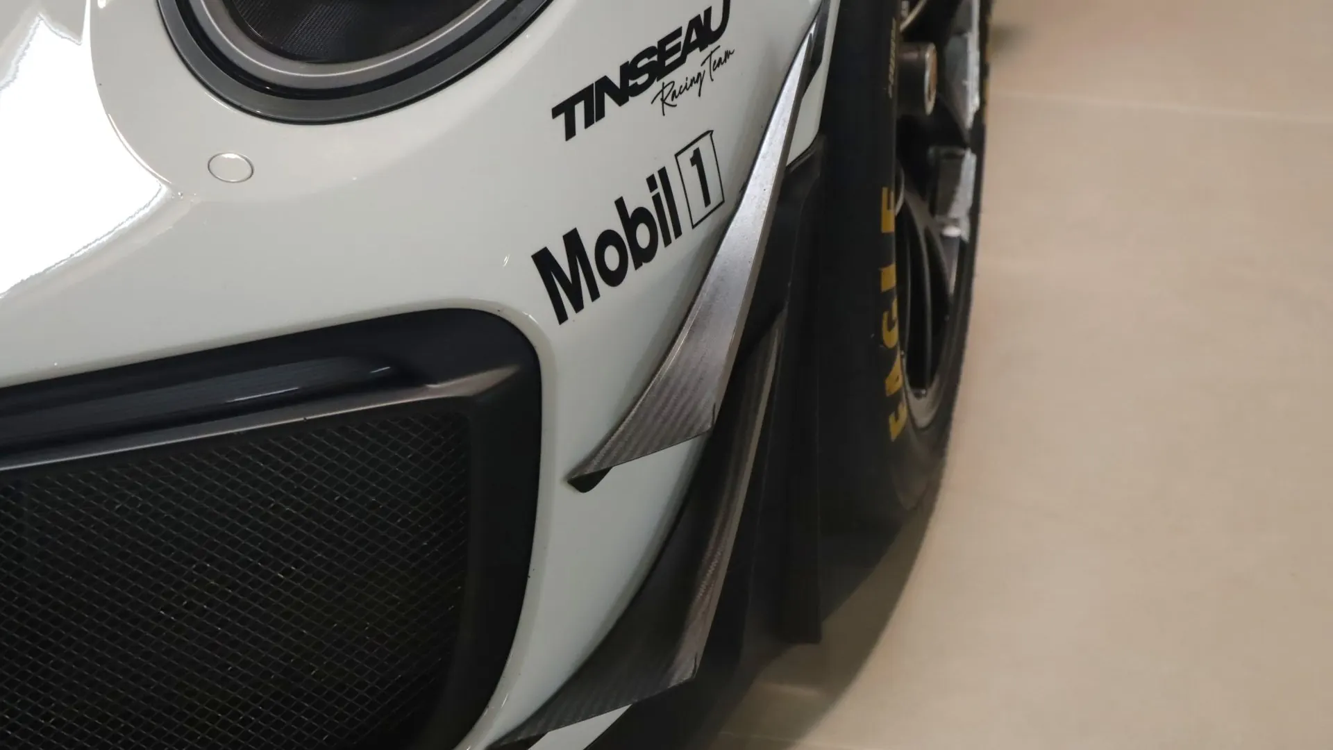 Porsche 911 — photo 44