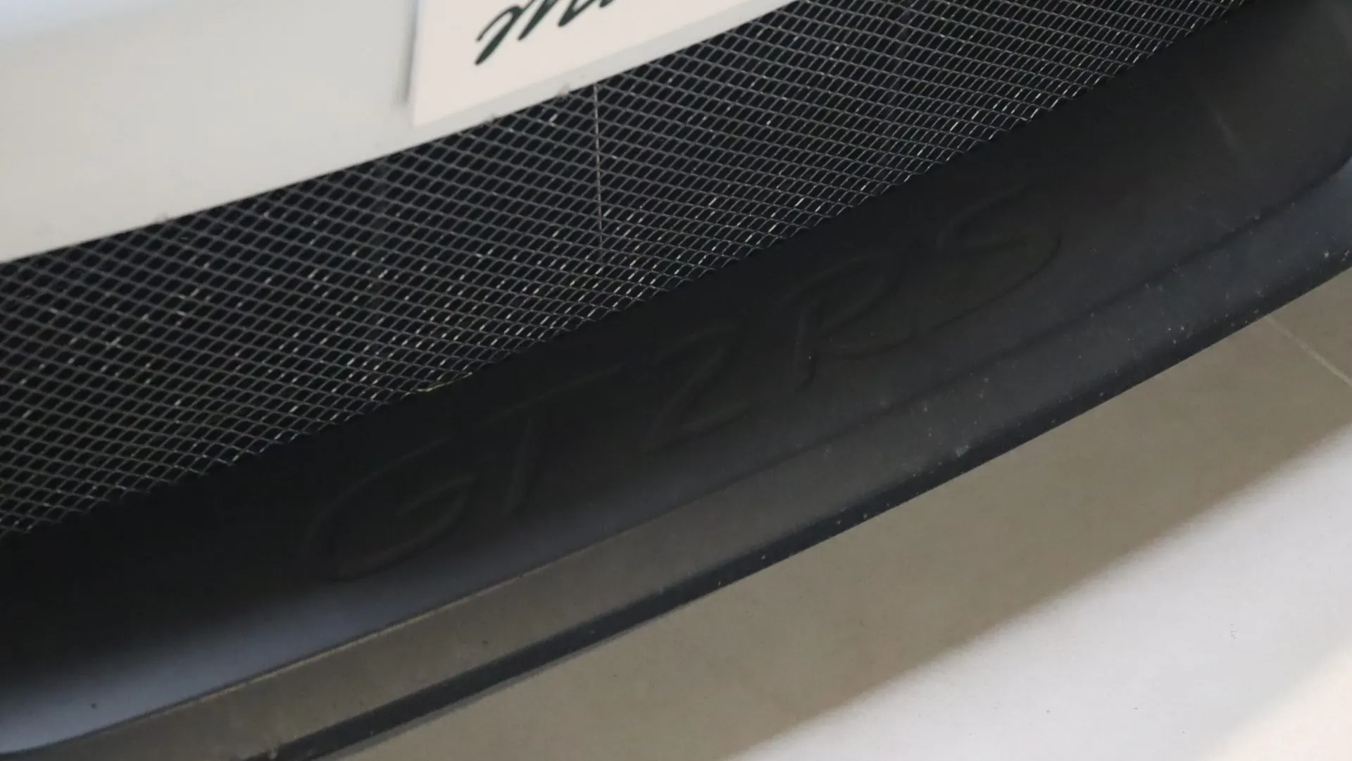 Porsche 911 — photo 43