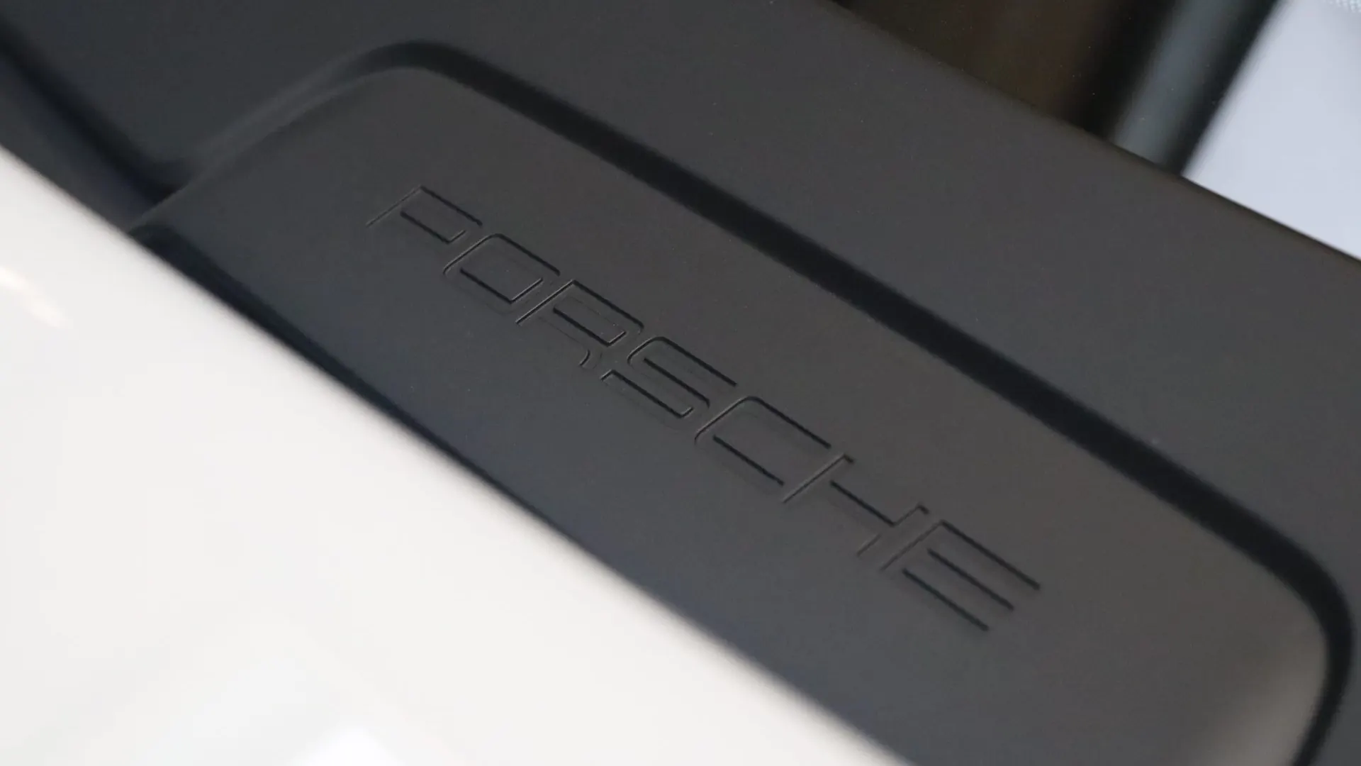Porsche 911 — photo 49