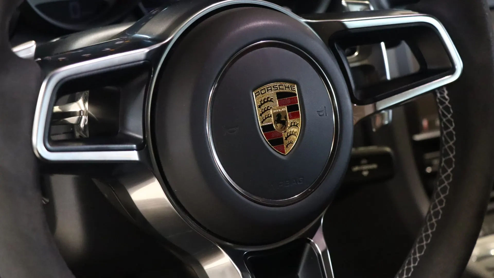 Porsche 911 — photo 20