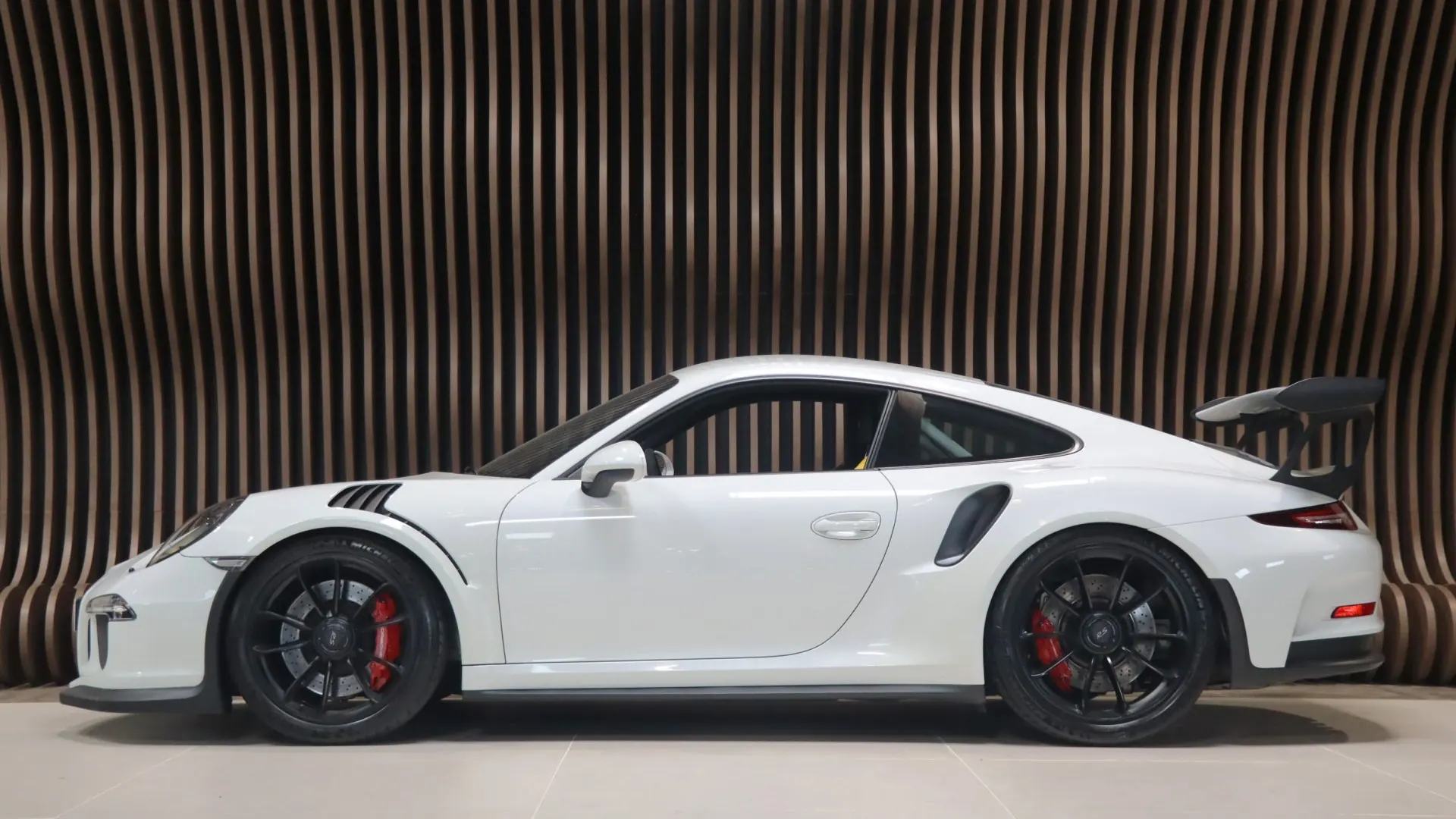 Porsche 911 — photo 5