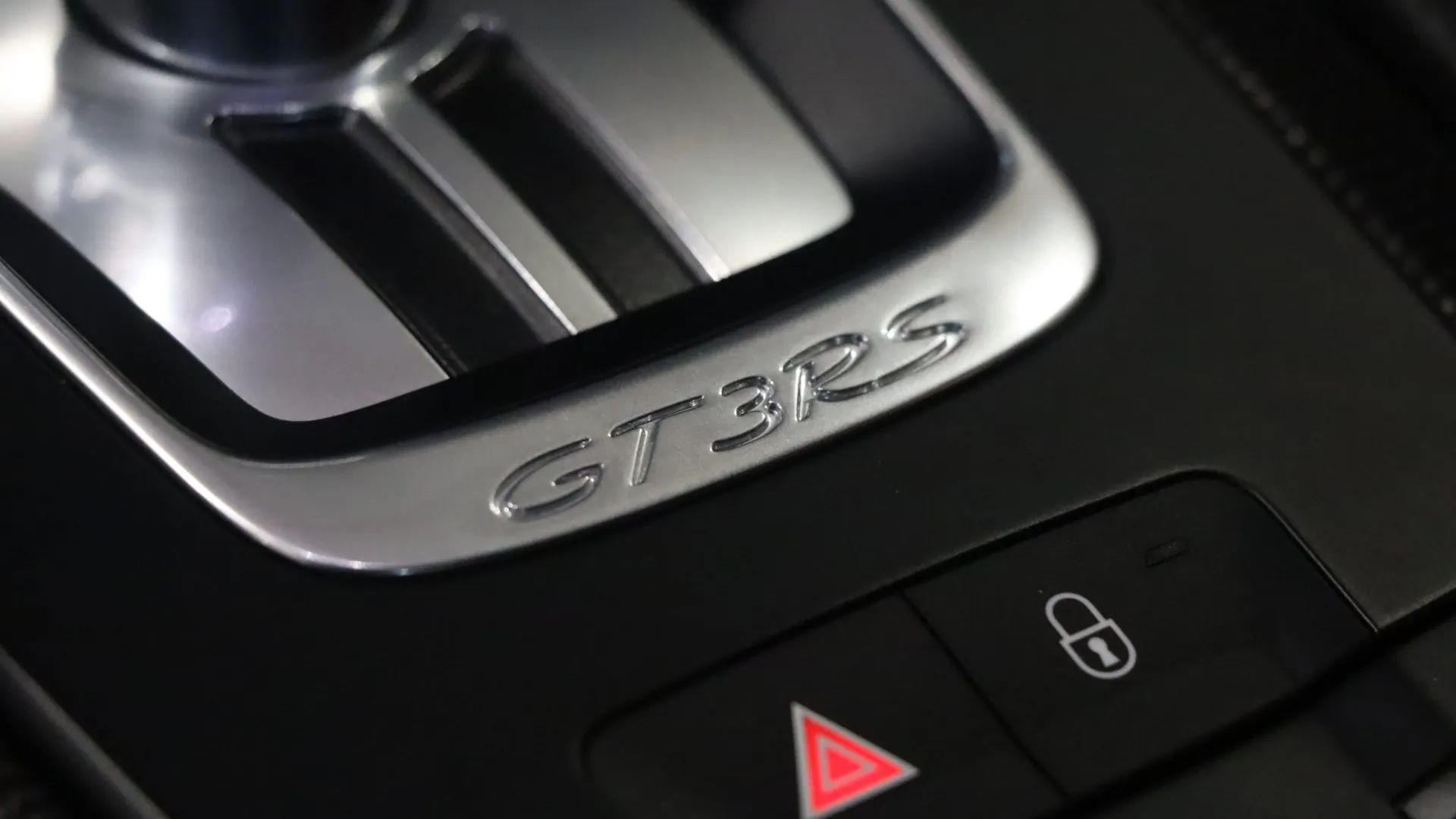 Porsche 911 — photo 28