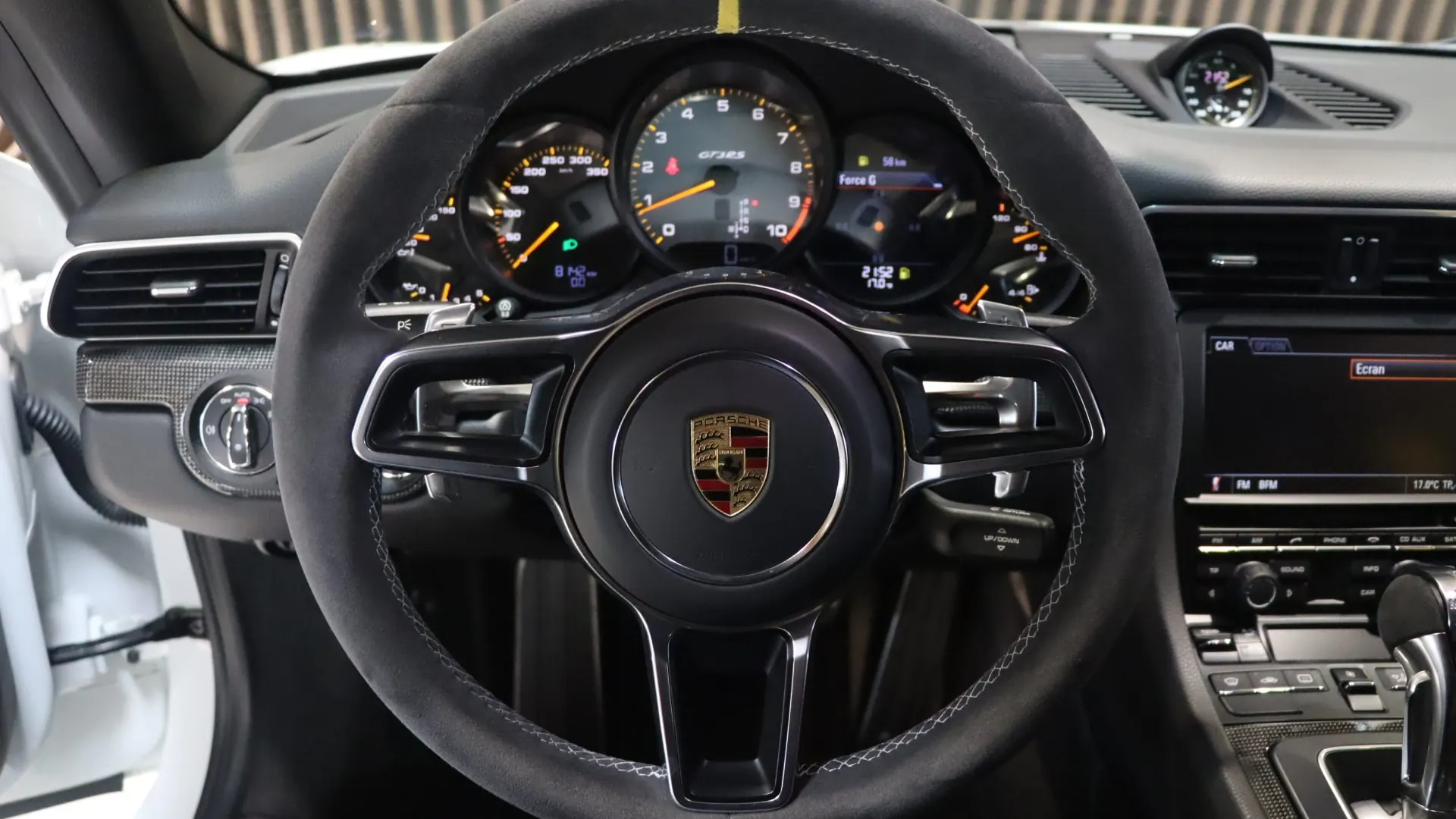 Porsche 911 — photo 9