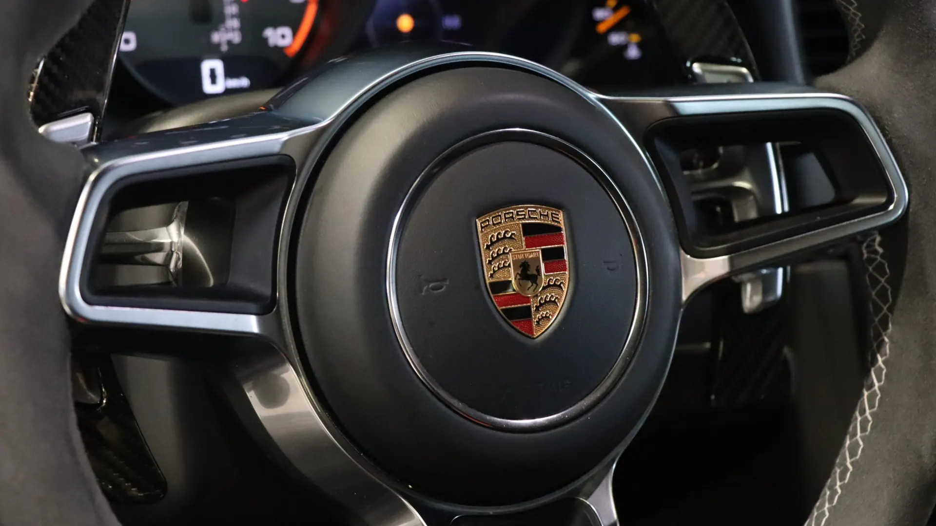 Porsche 911 — photo 13
