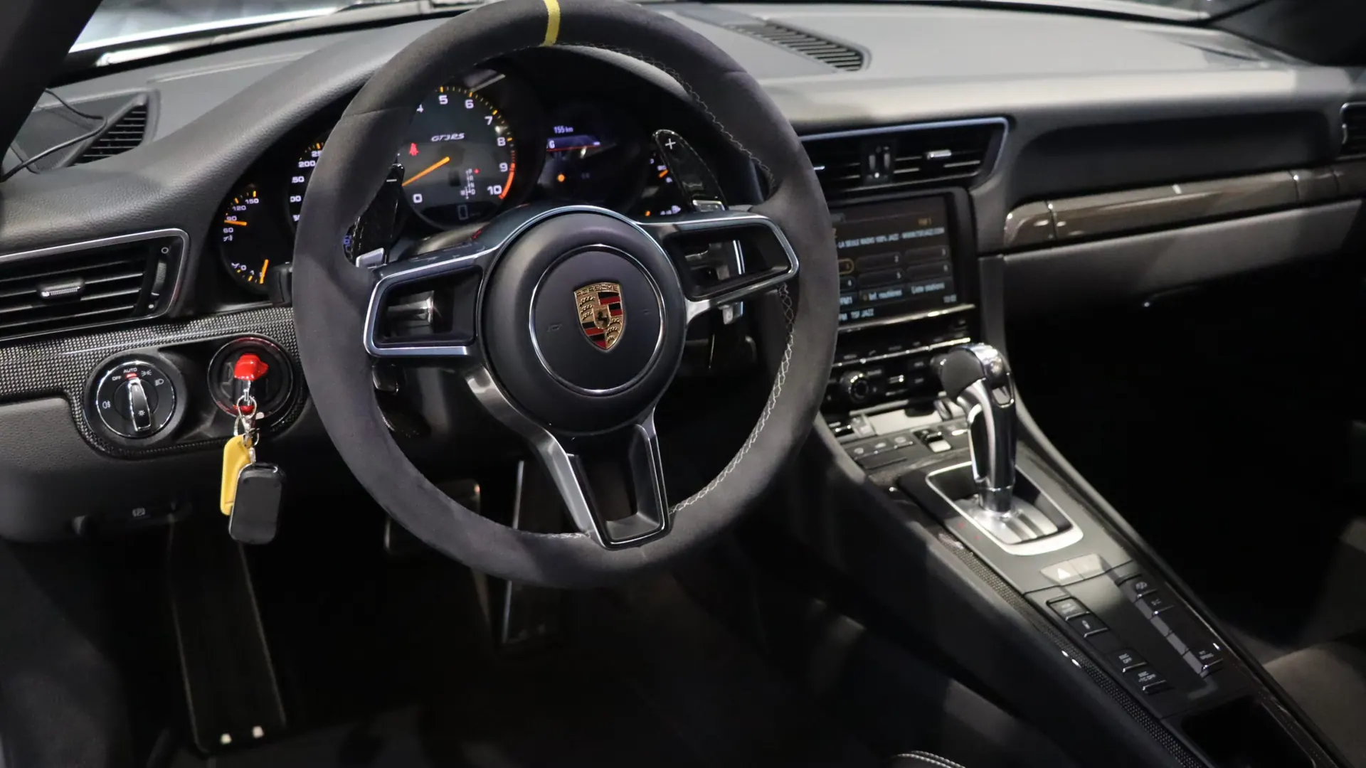 Porsche 911 — photo 9