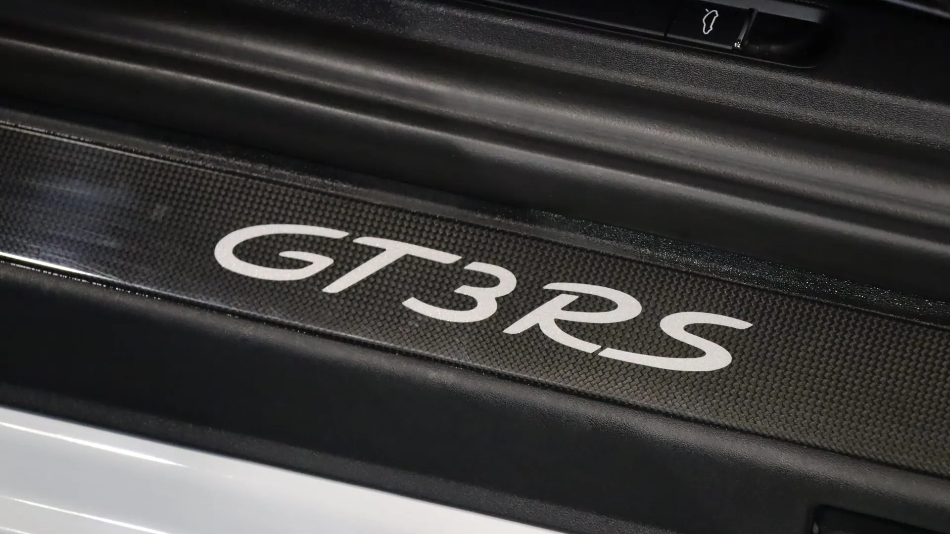 Porsche 911 — photo 6