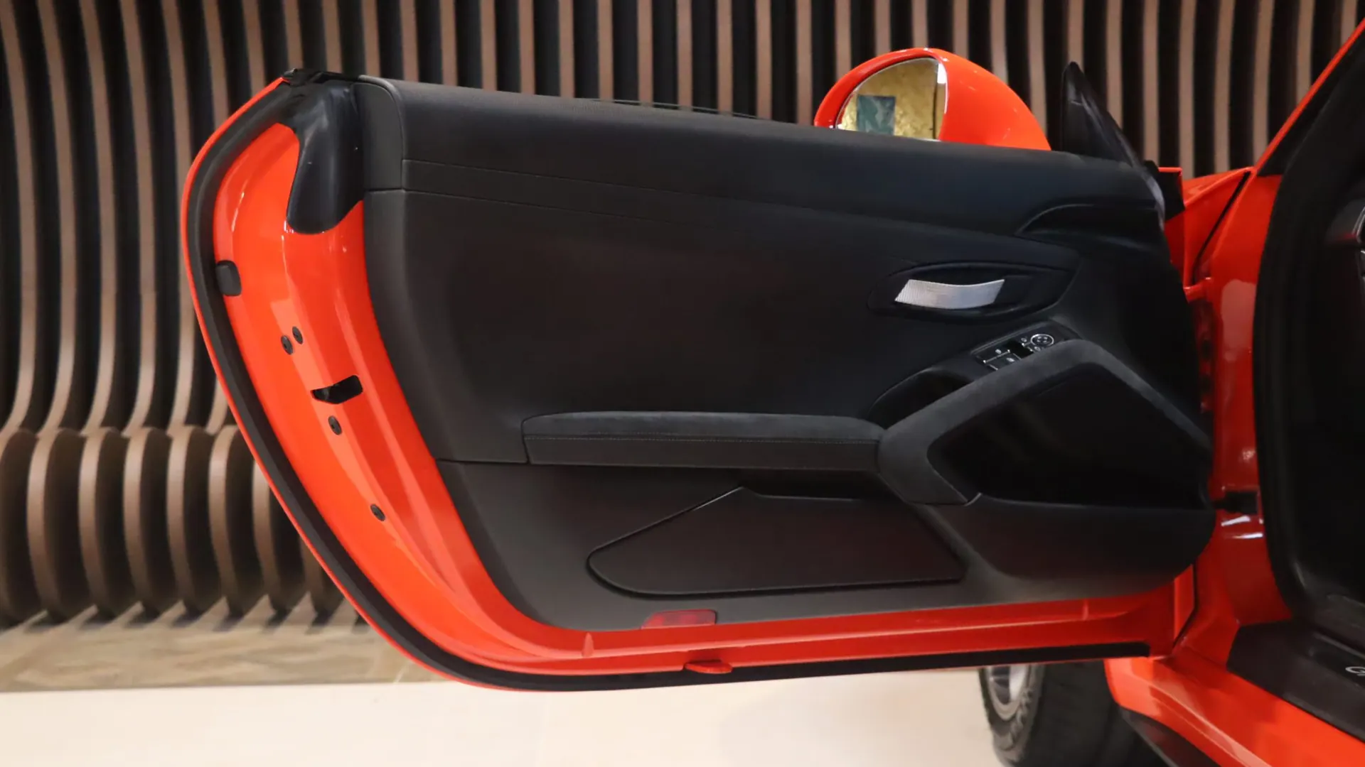 Porsche 911 — photo 10