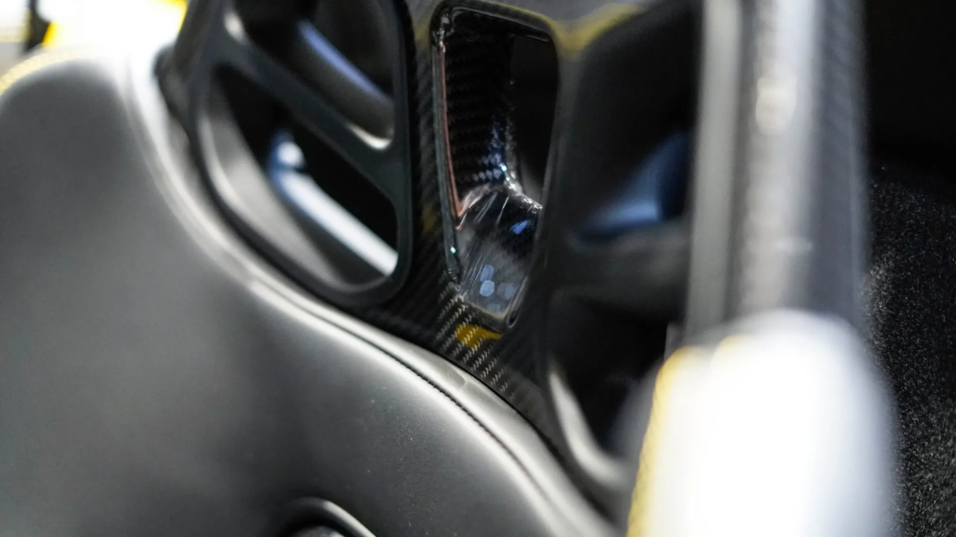 Porsche 911 — photo 35