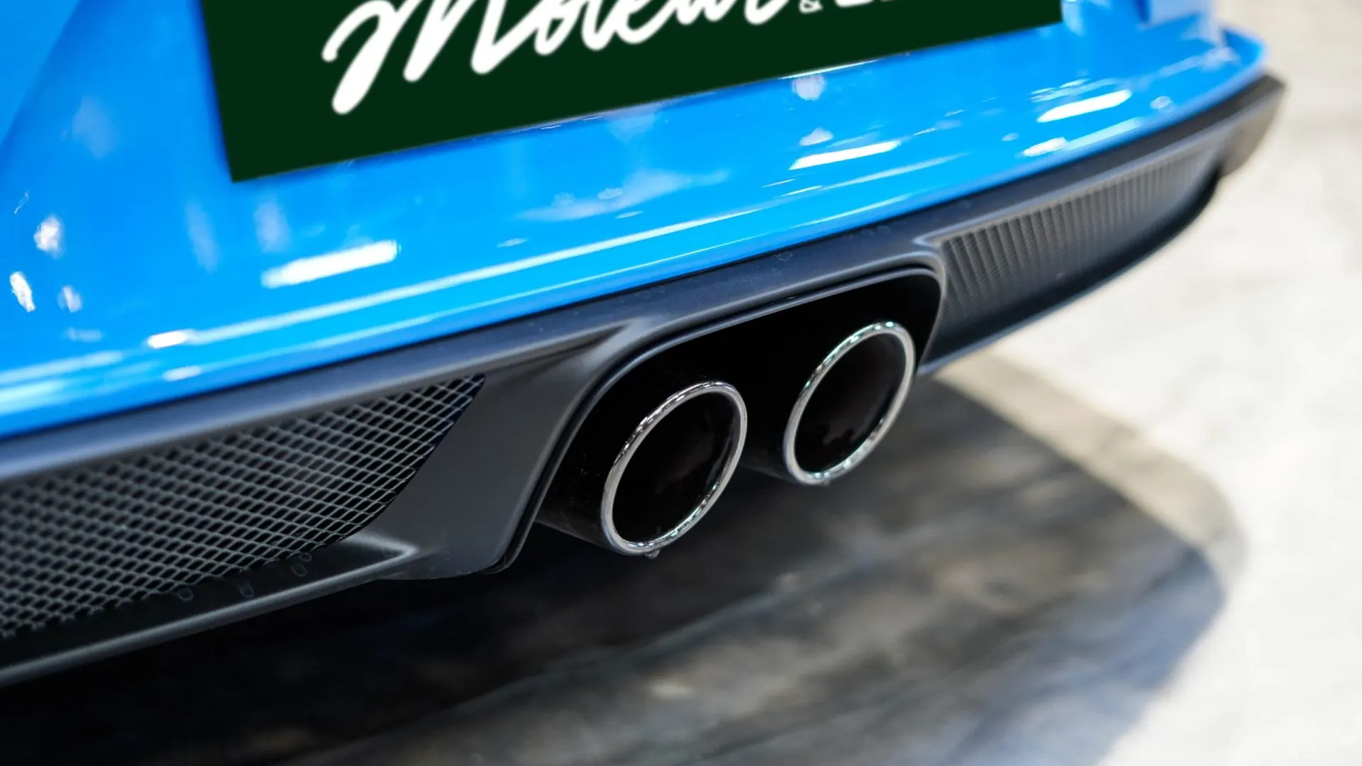 Porsche 911 — photo 48