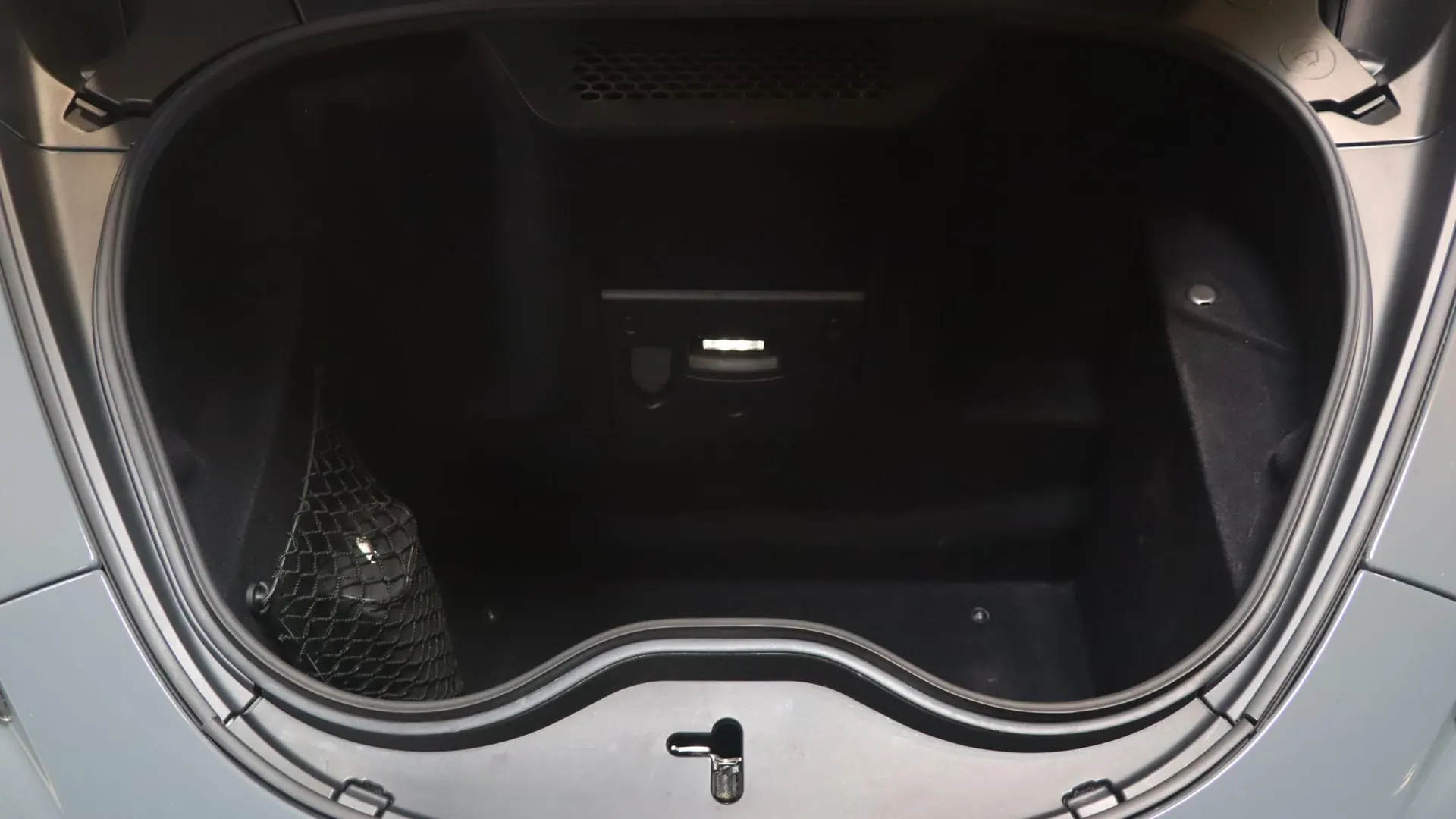 McLaren 600LT — photo 36