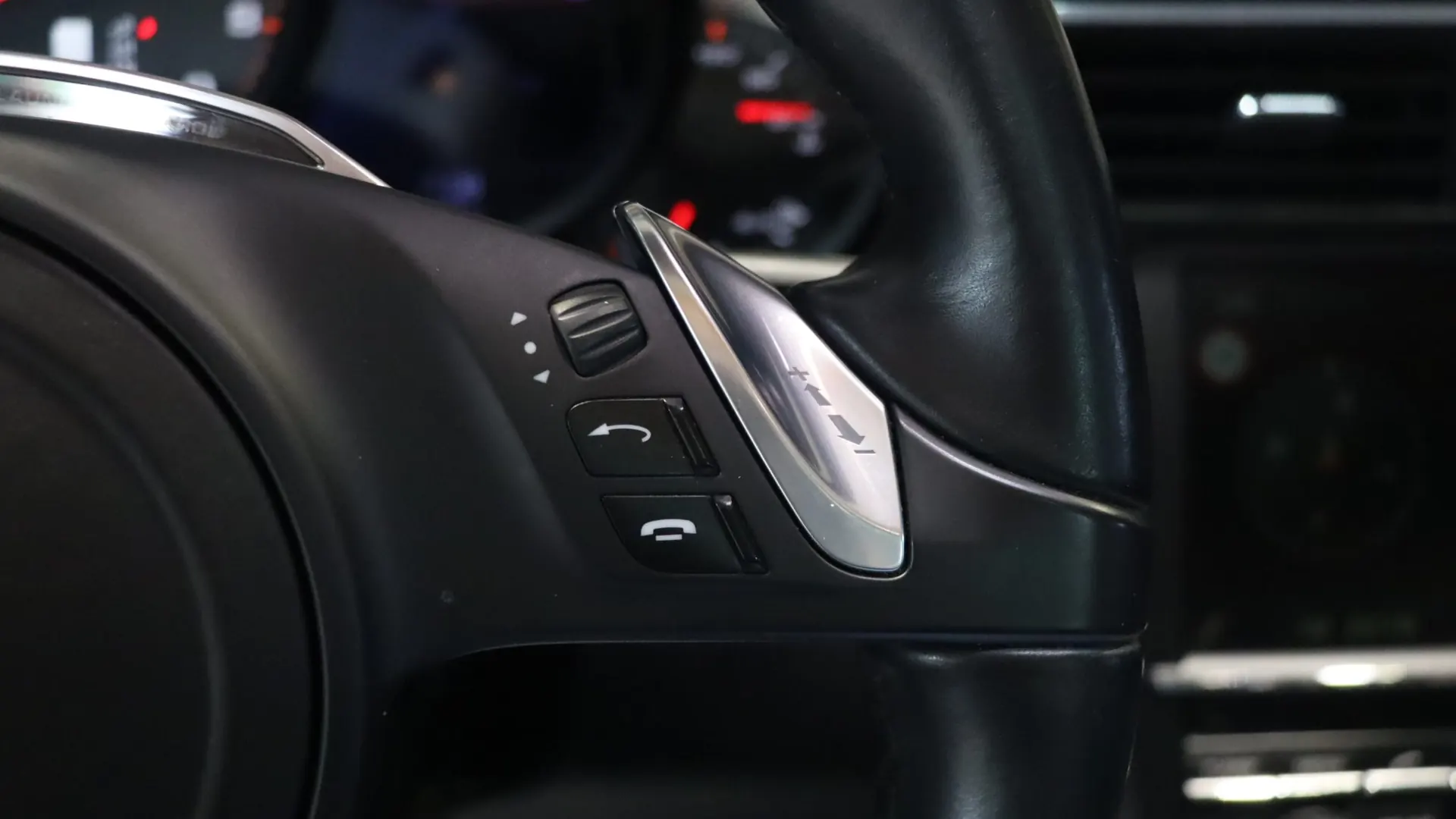 Porsche 911 — photo 22