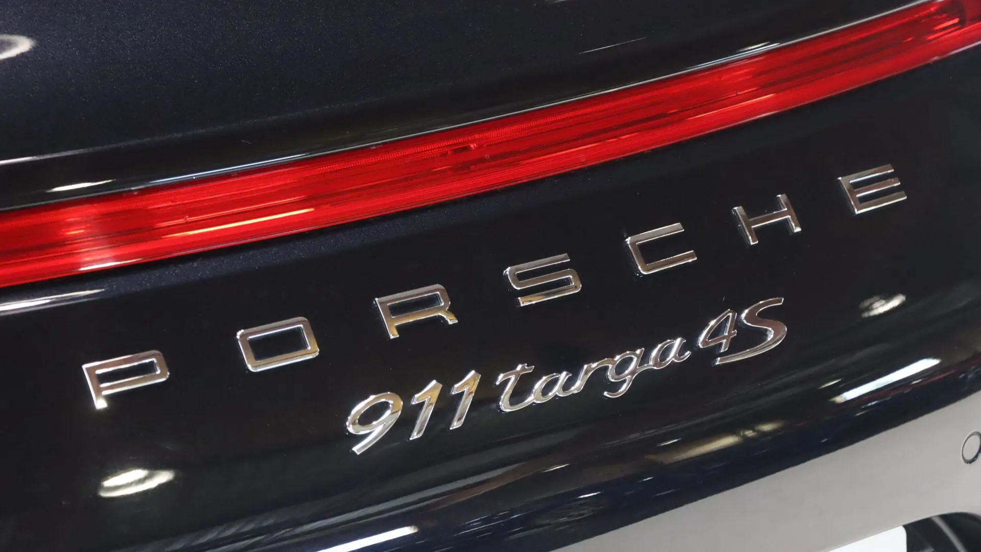 Porsche 911 — photo 49