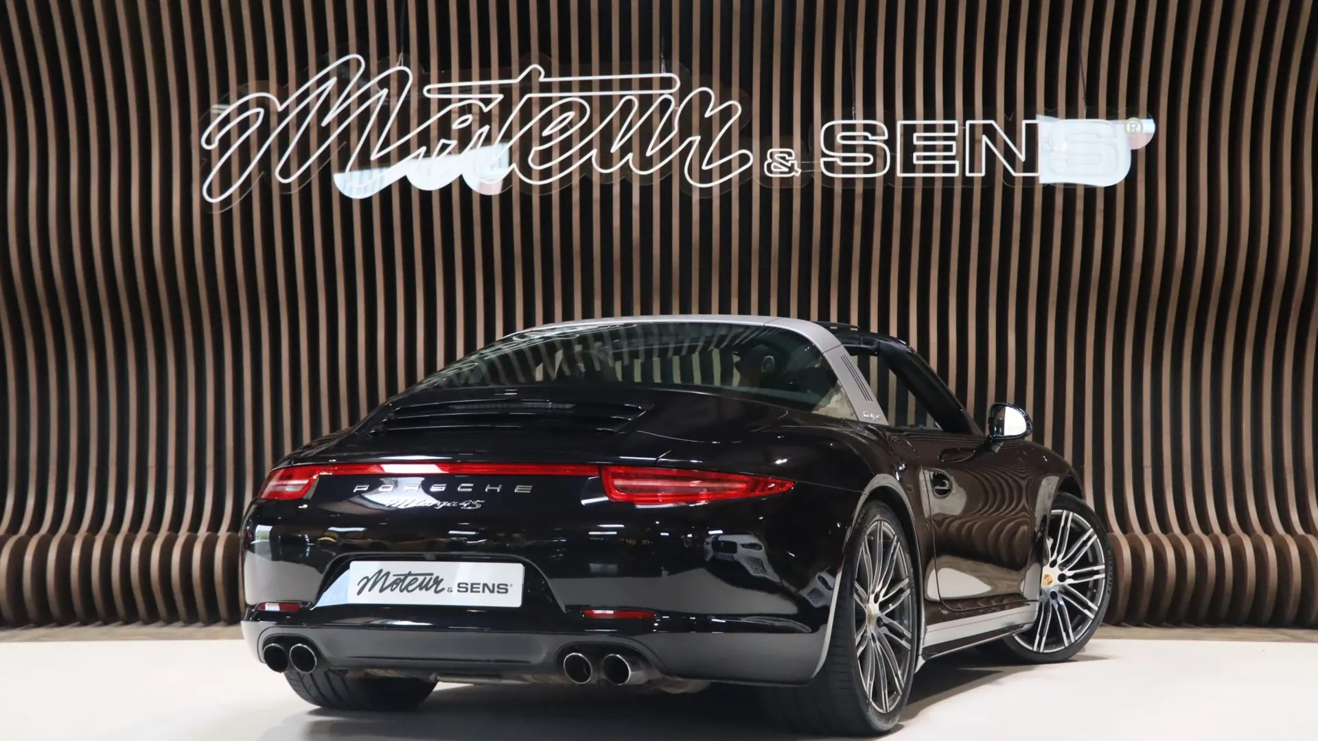 Porsche 911 — photo 2