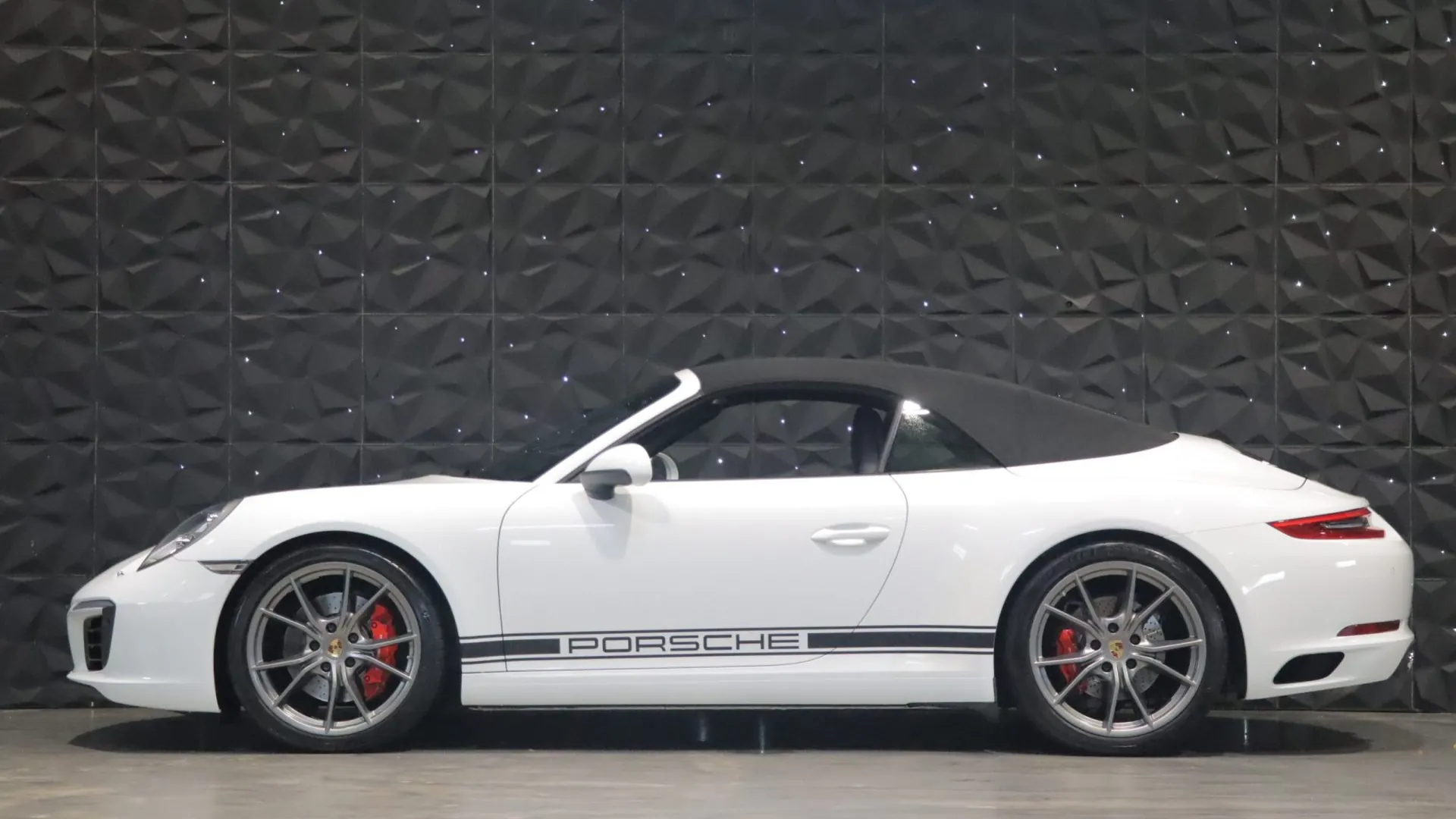 Porsche 911 — photo 6