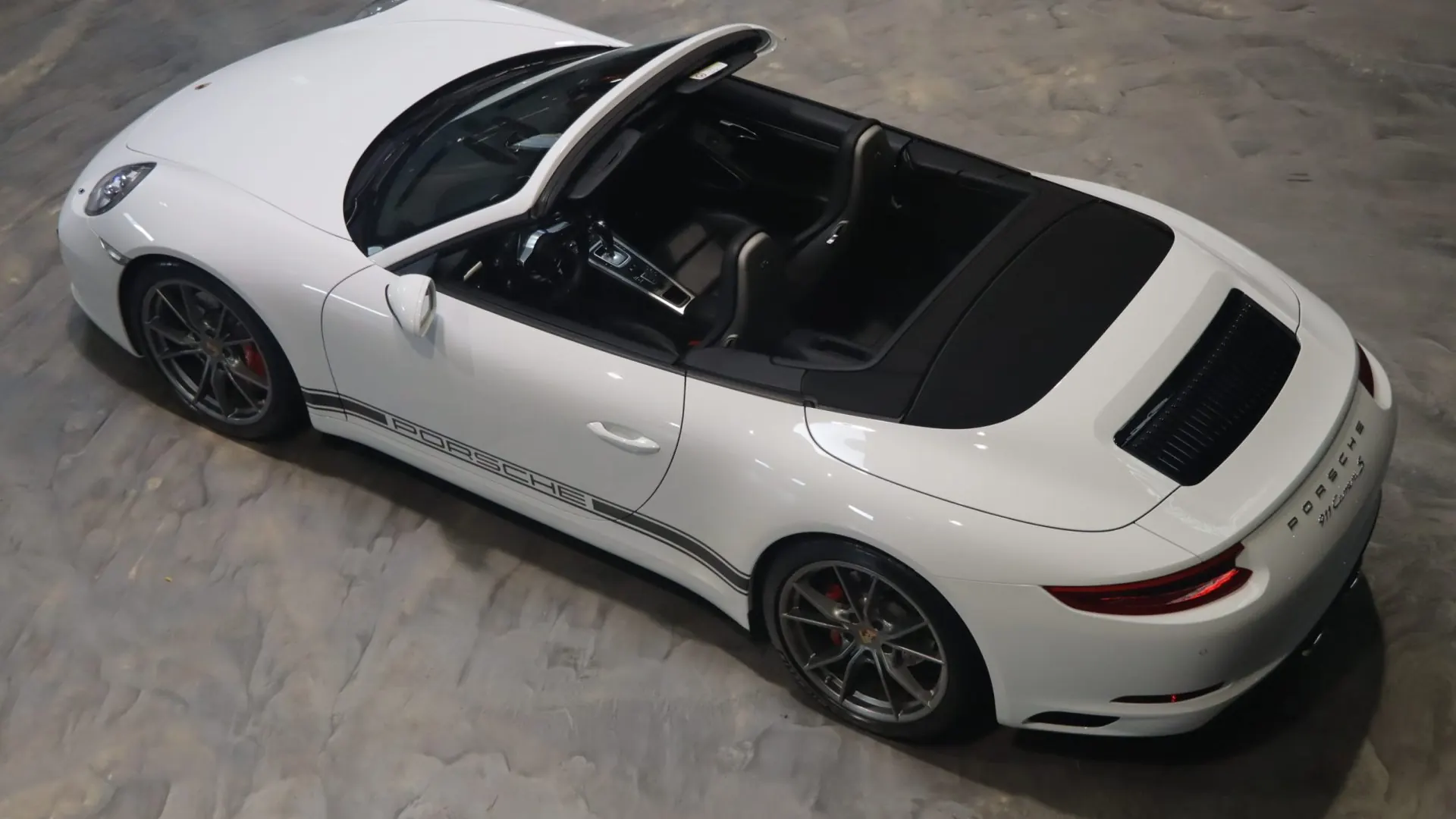Porsche 911 — photo 50