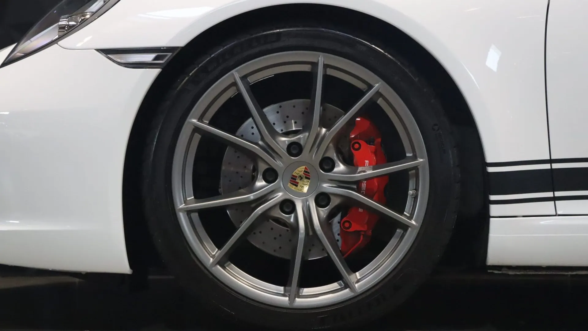 Porsche 911 — photo 42