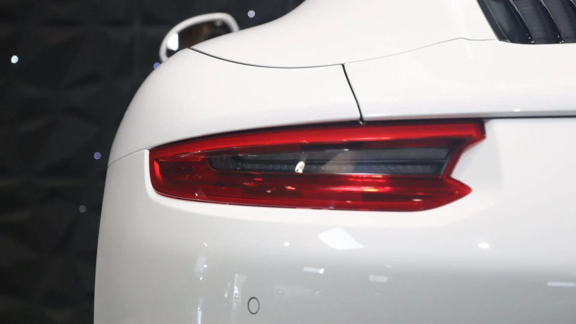 Porsche 911 — photo 47