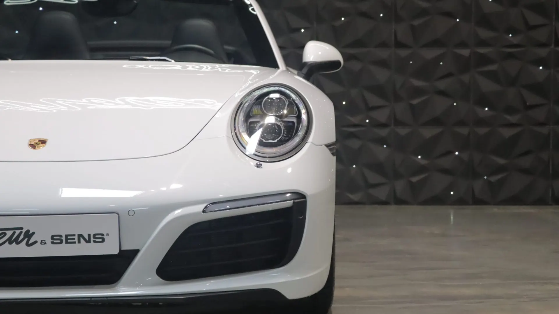 Porsche 911 — photo 37