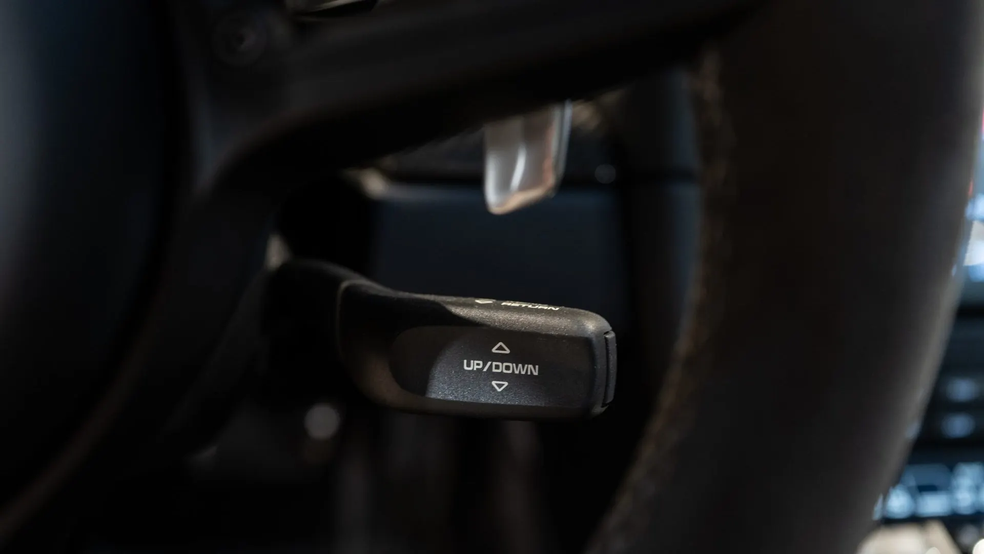 Porsche 911 — photo 25