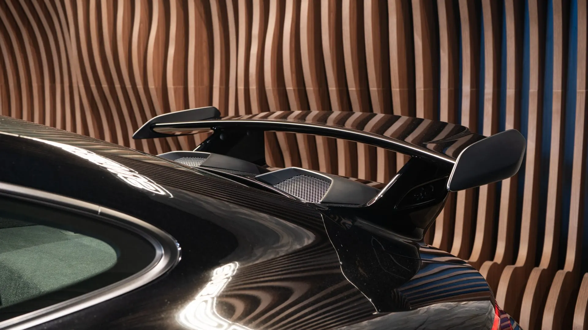 Porsche 911 — photo 43