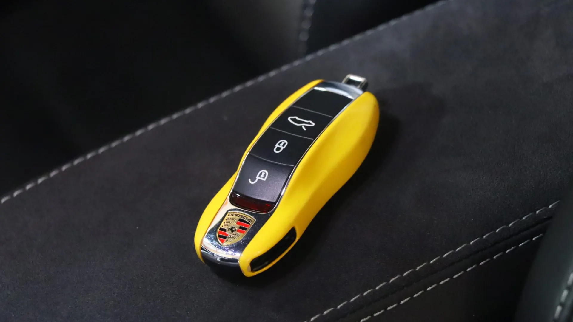 Porsche 911 — photo 46