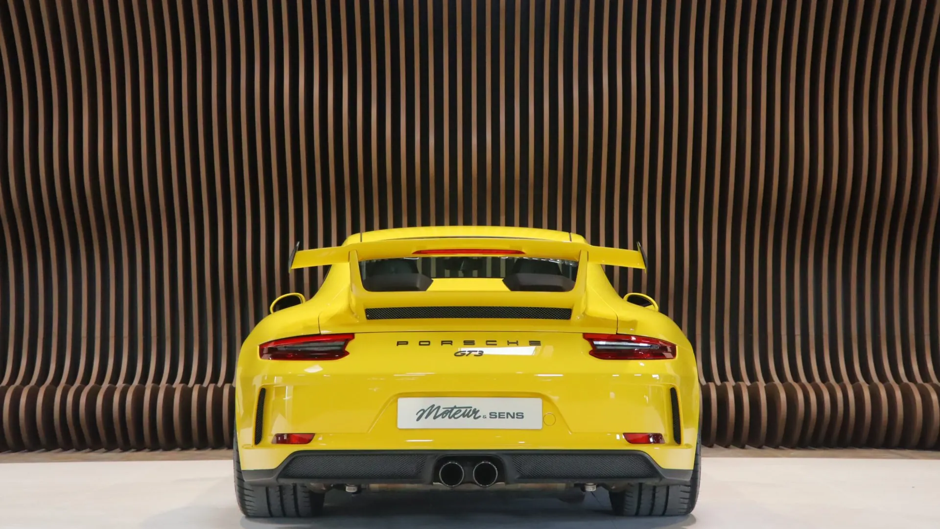Porsche 911 — photo 4