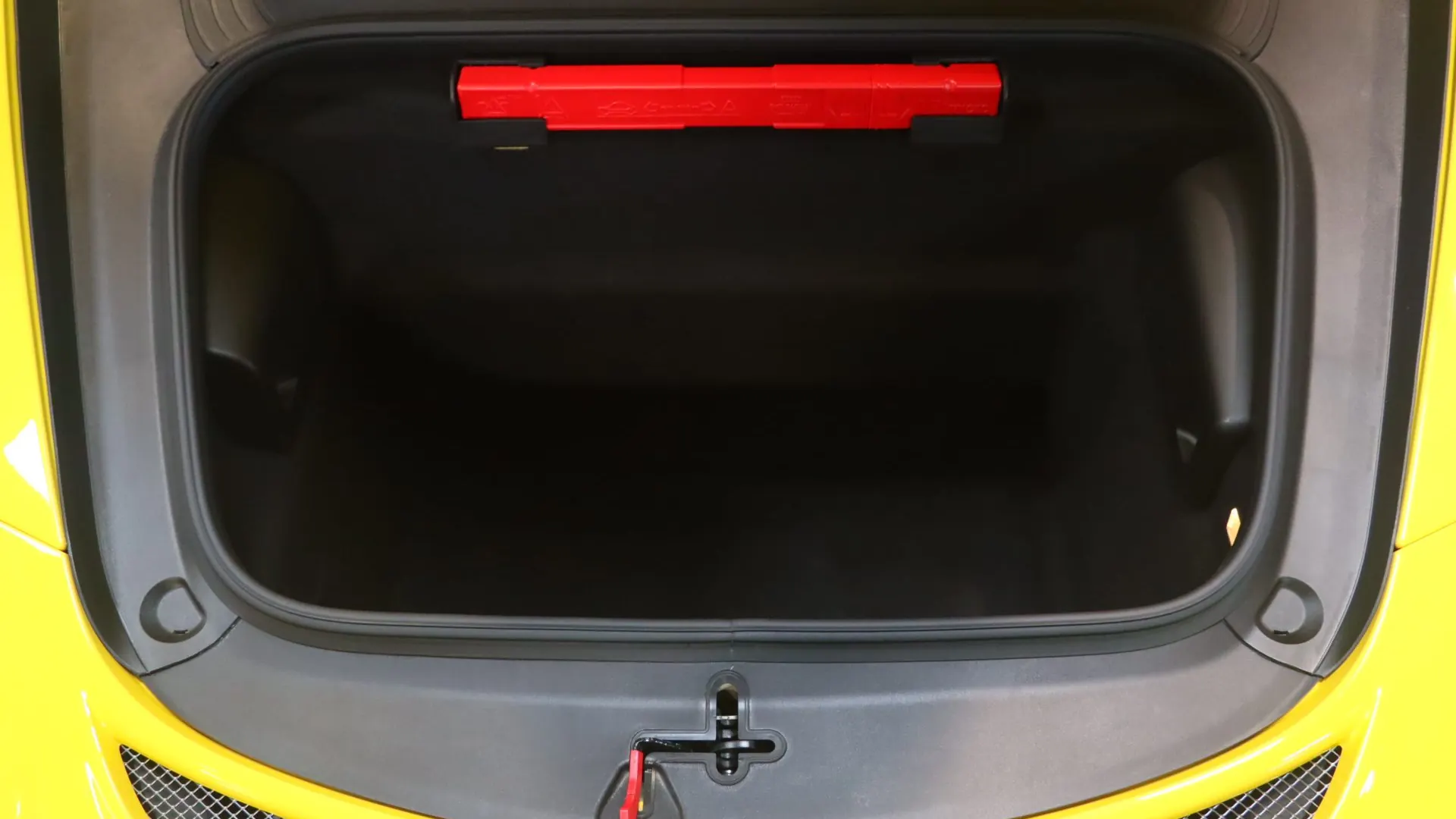 Porsche 911 — photo 36