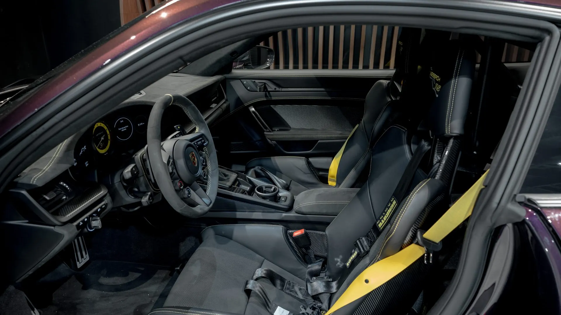 Porsche 911 — photo 7