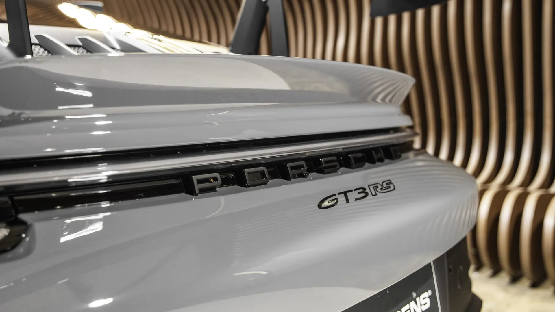 Porsche 911 — photo 50