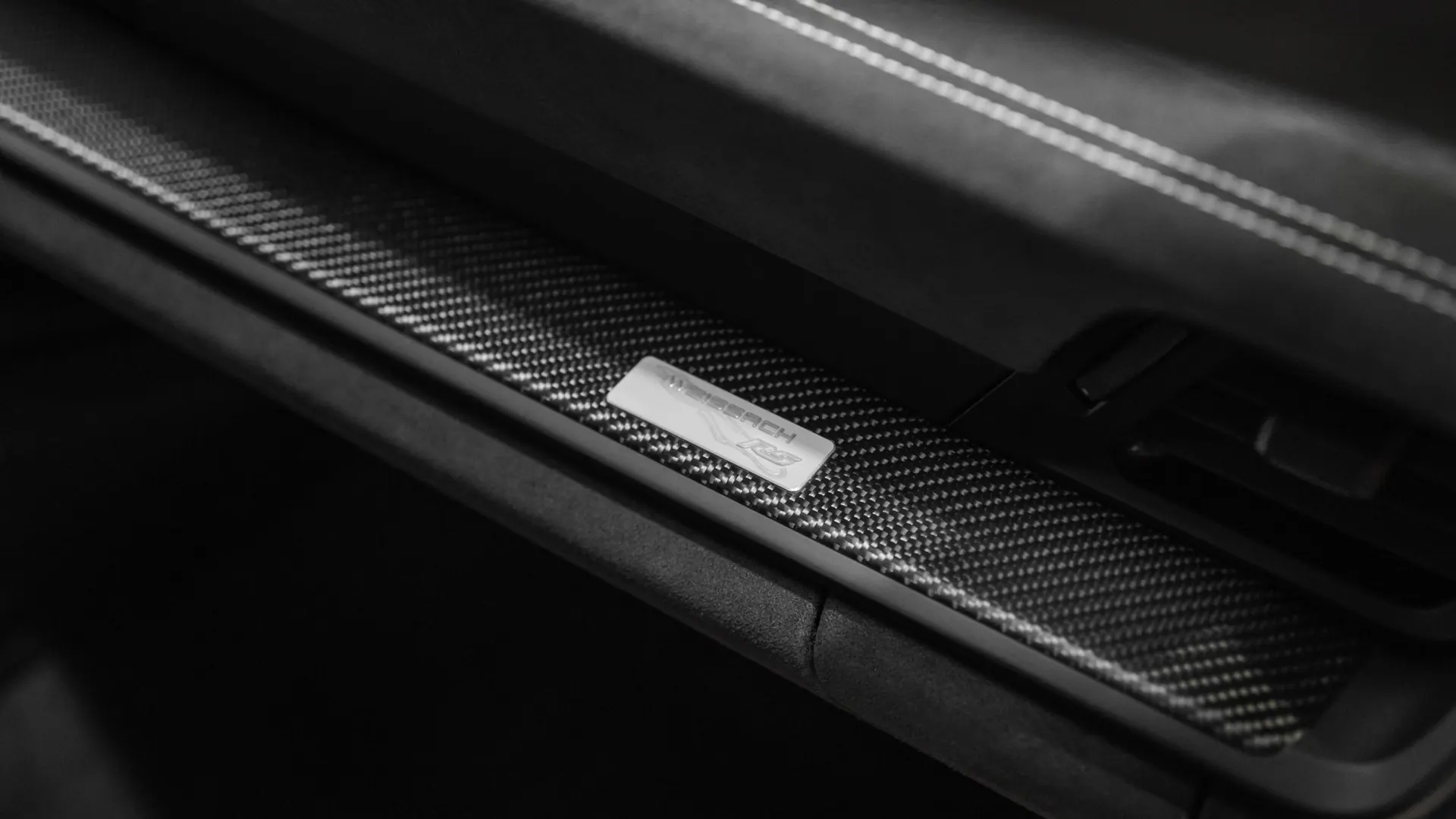 Porsche 911 — photo 19