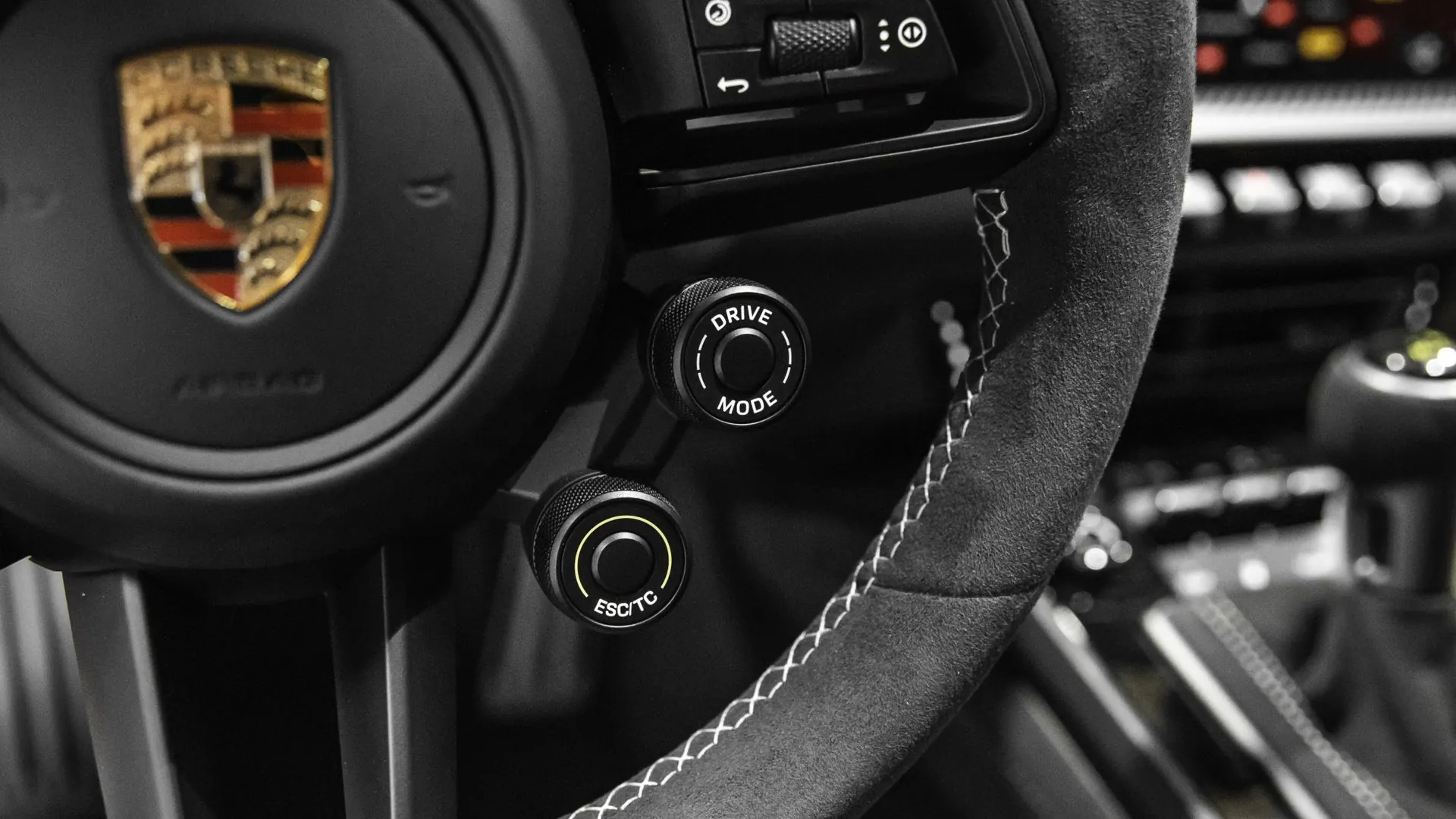 Porsche 911 — photo 35