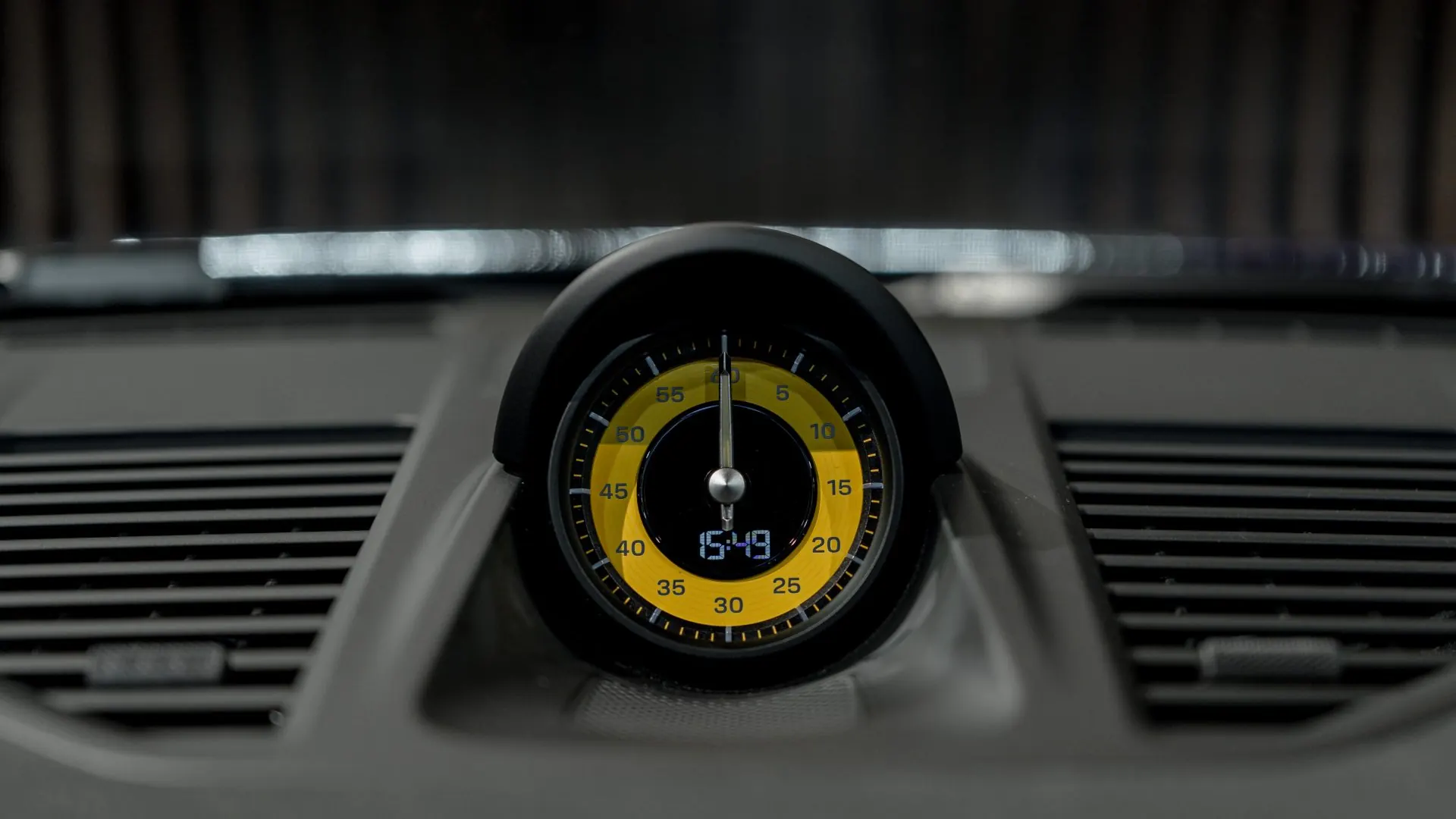 Porsche 911 — photo 22