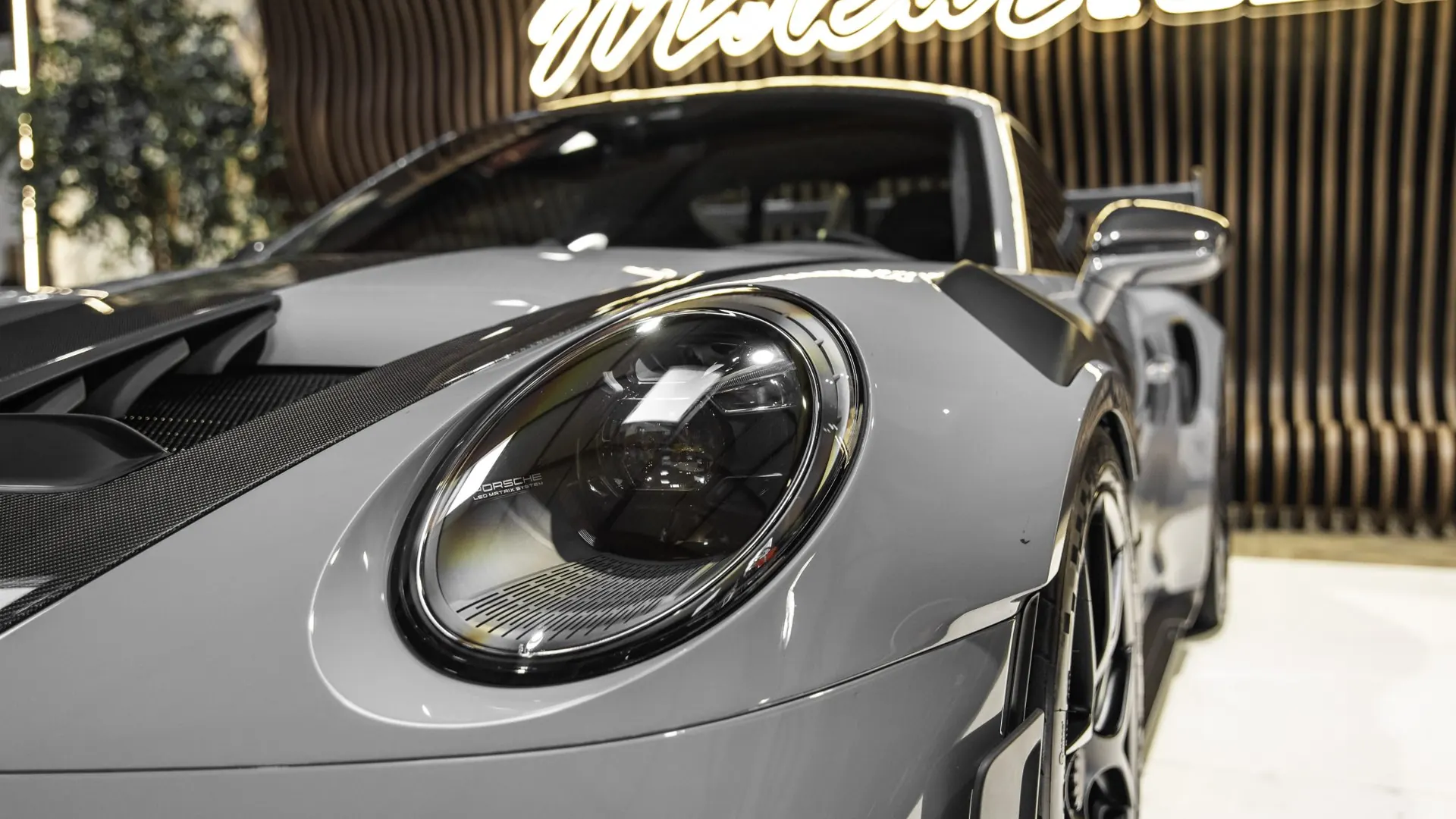 Porsche 911 — photo 40