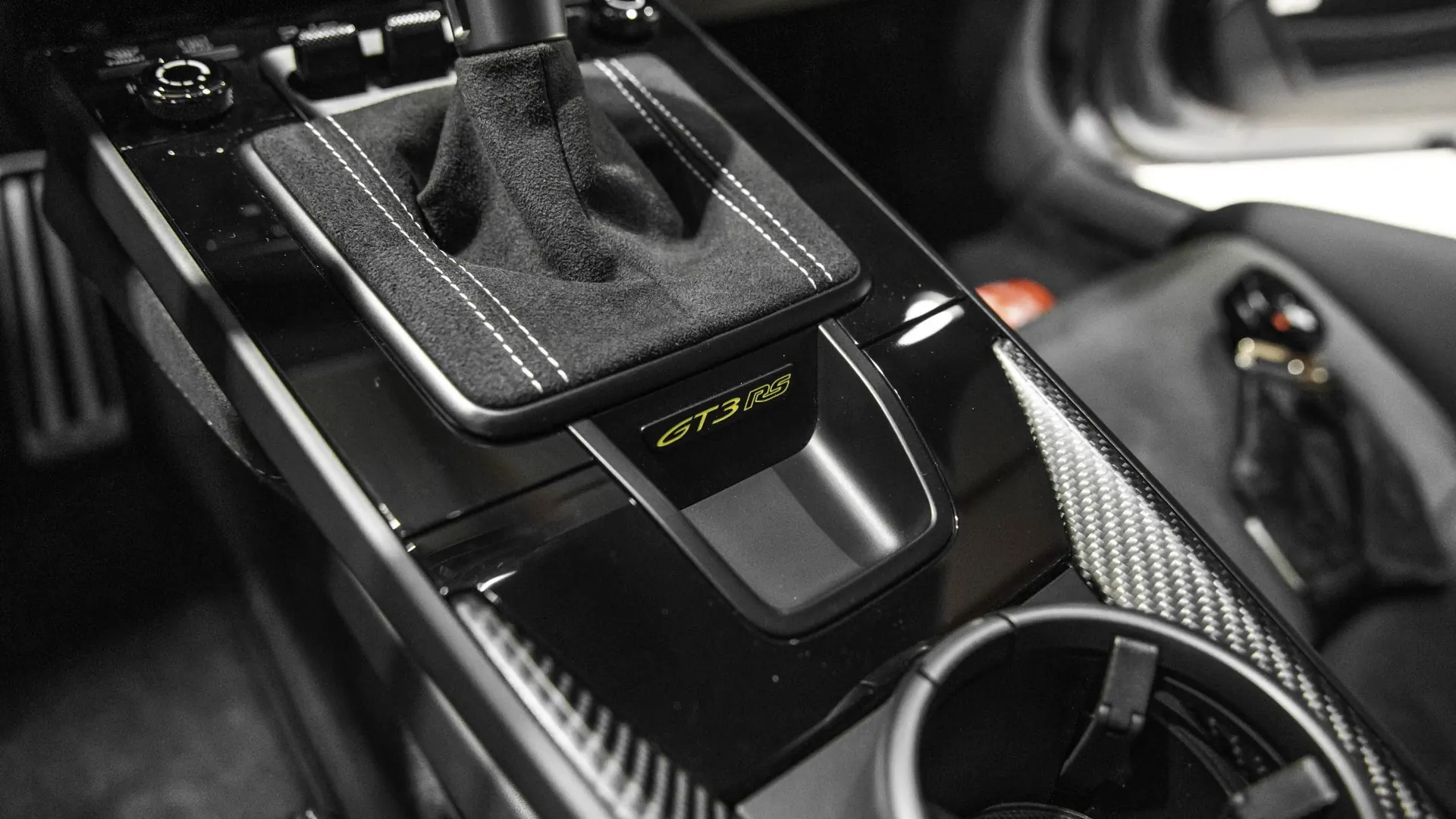 Porsche 911 — photo 29