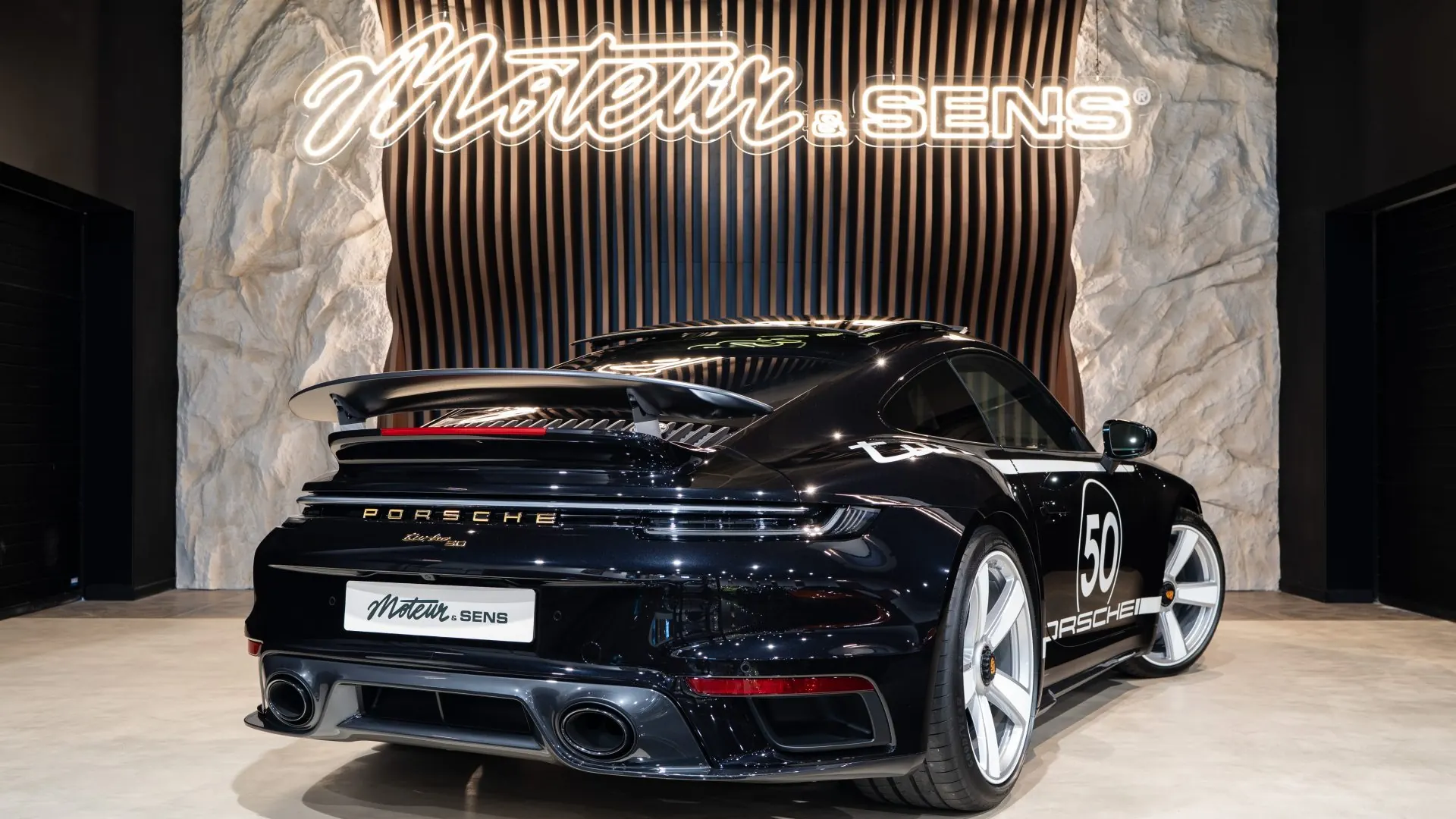 Porsche 911 — photo 2