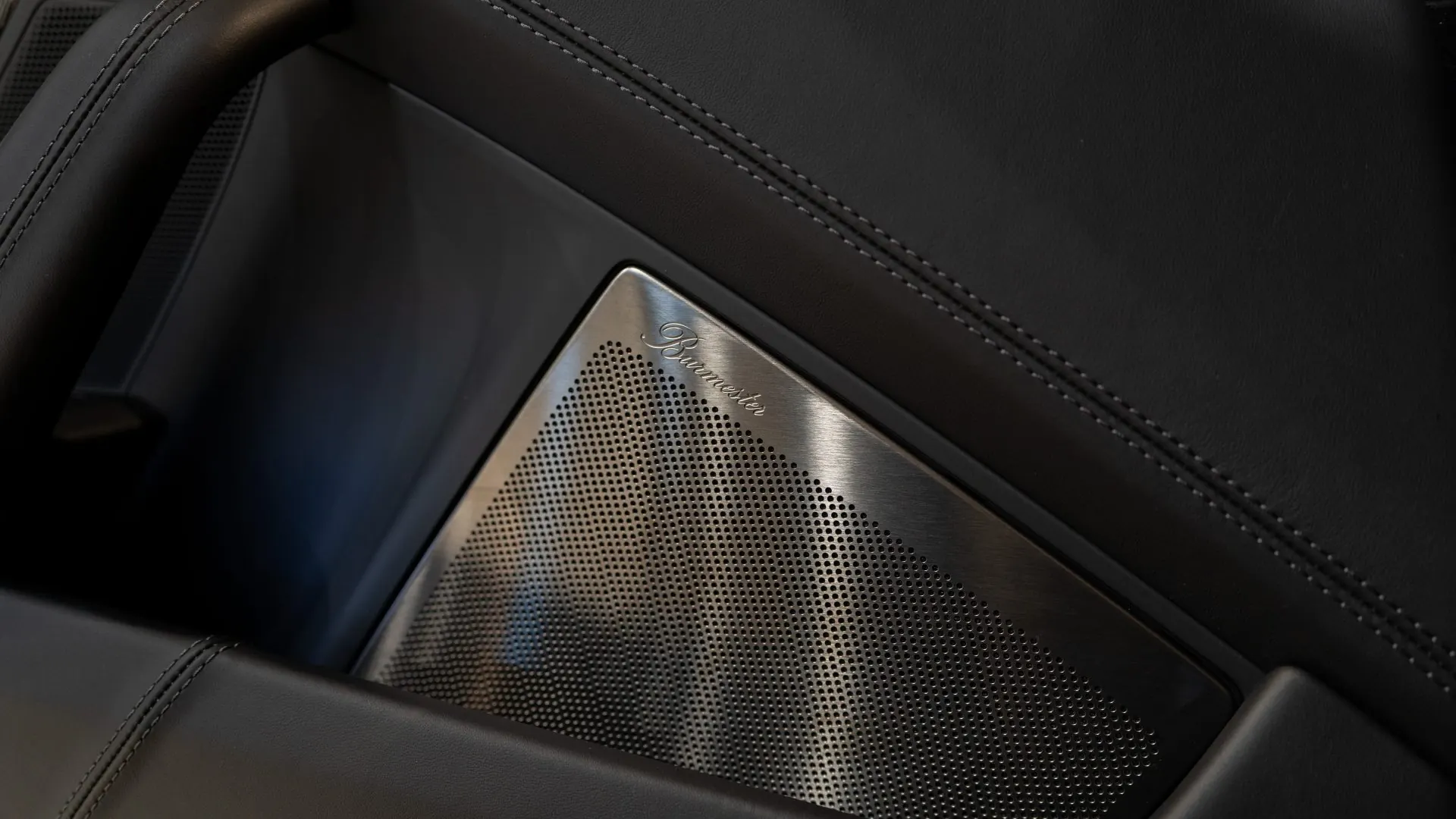 Porsche 911 — photo 22